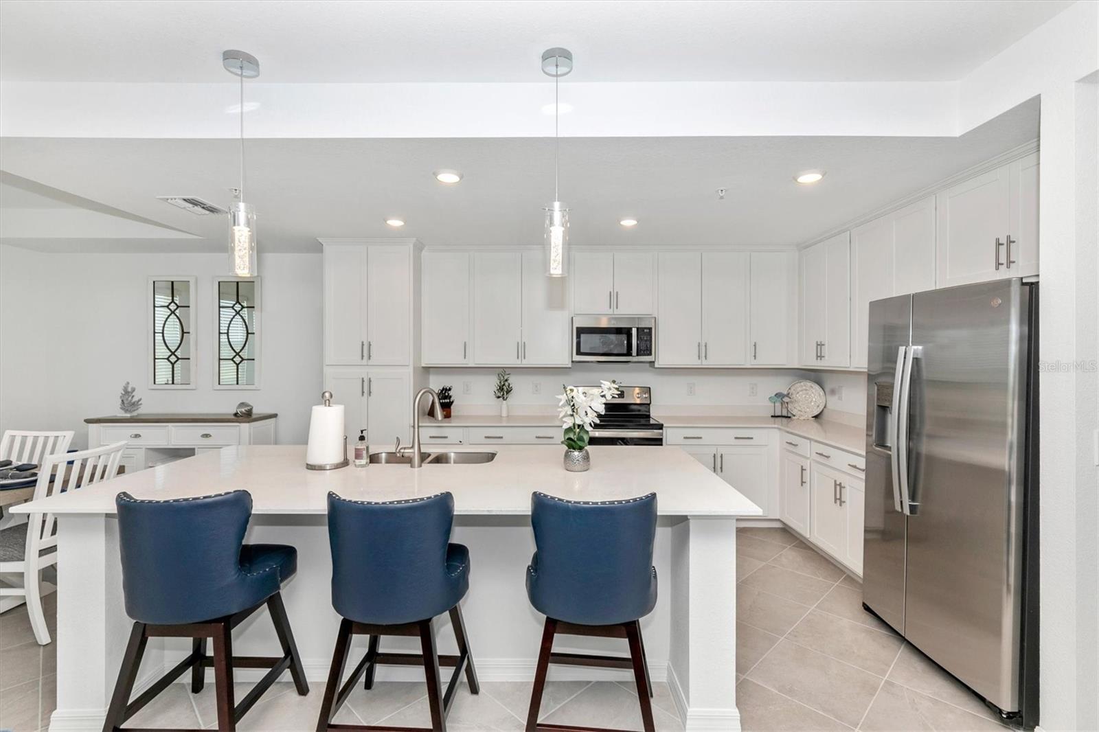 Image 4 of 98 For 12280 Wellen Golf Street 203