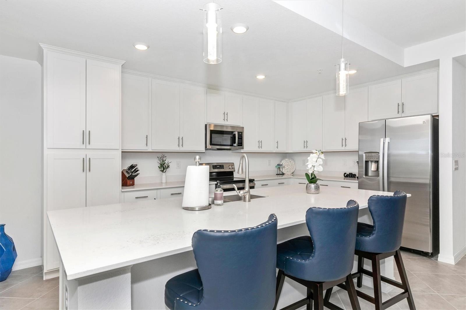 Image 8 of 98 For 12280 Wellen Golf Street 203