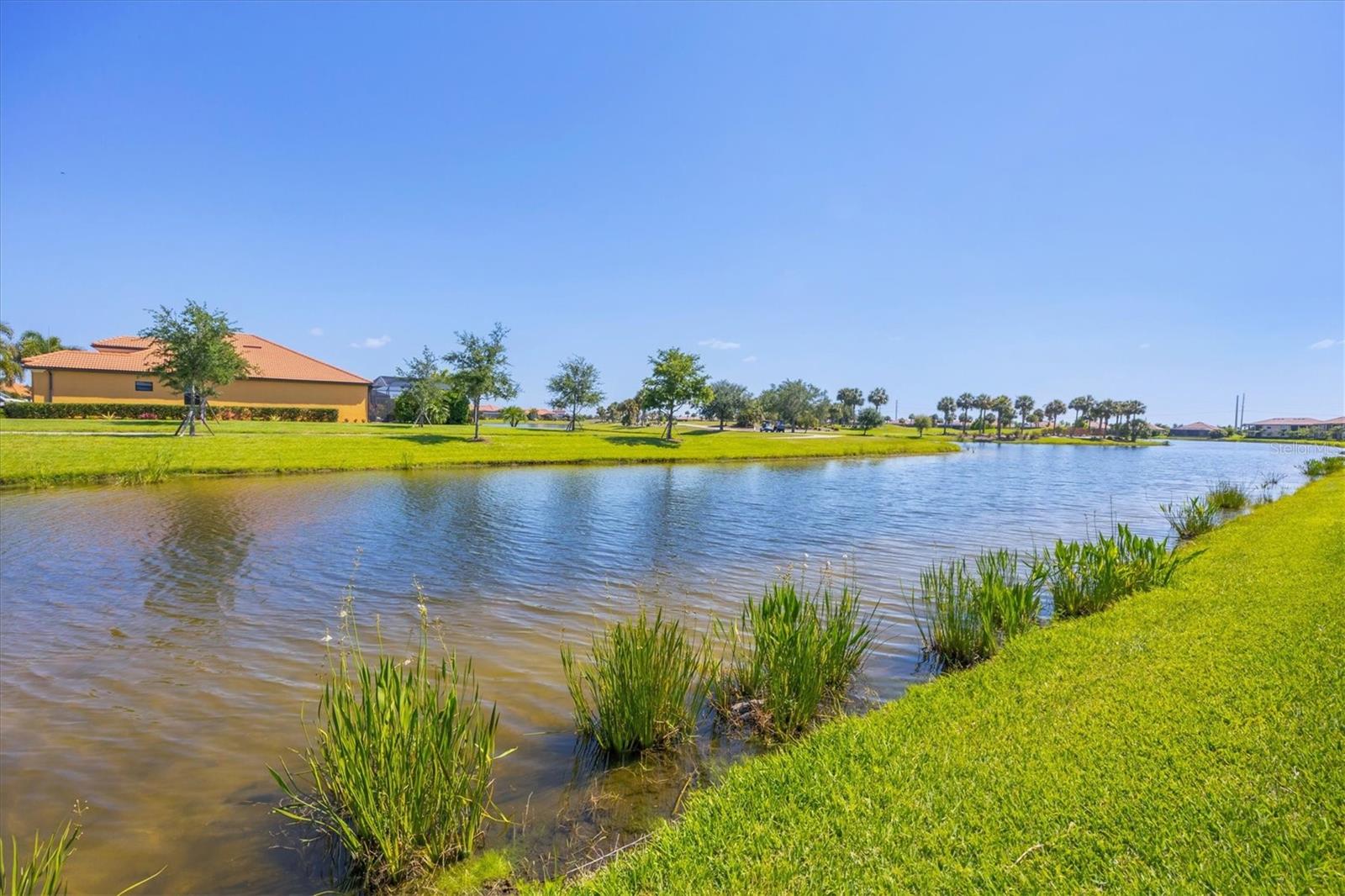 Image 16 of 85 For 10780 Tarflower Drive 102