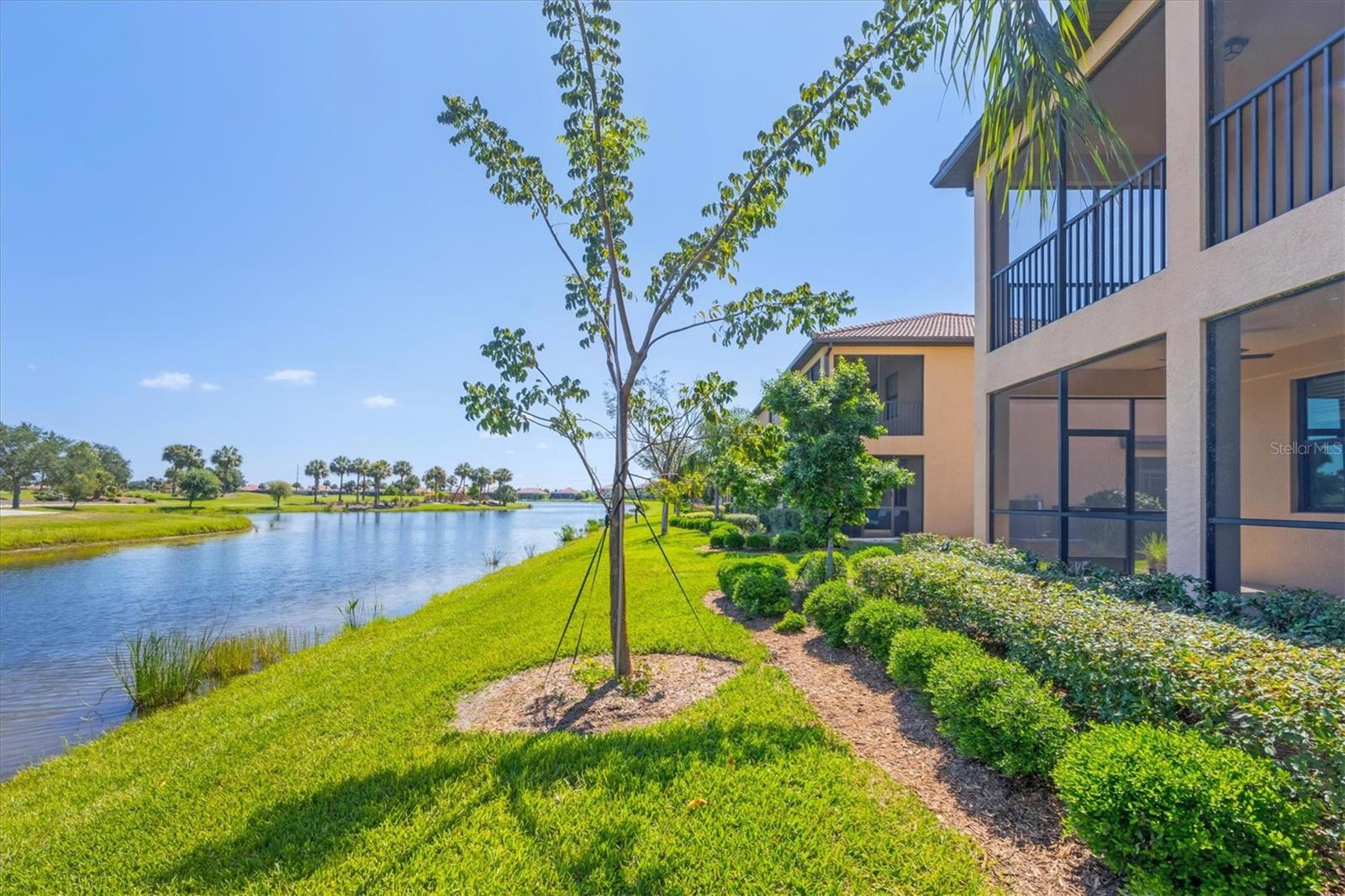 Image 22 of 85 For 10780 Tarflower Drive 102
