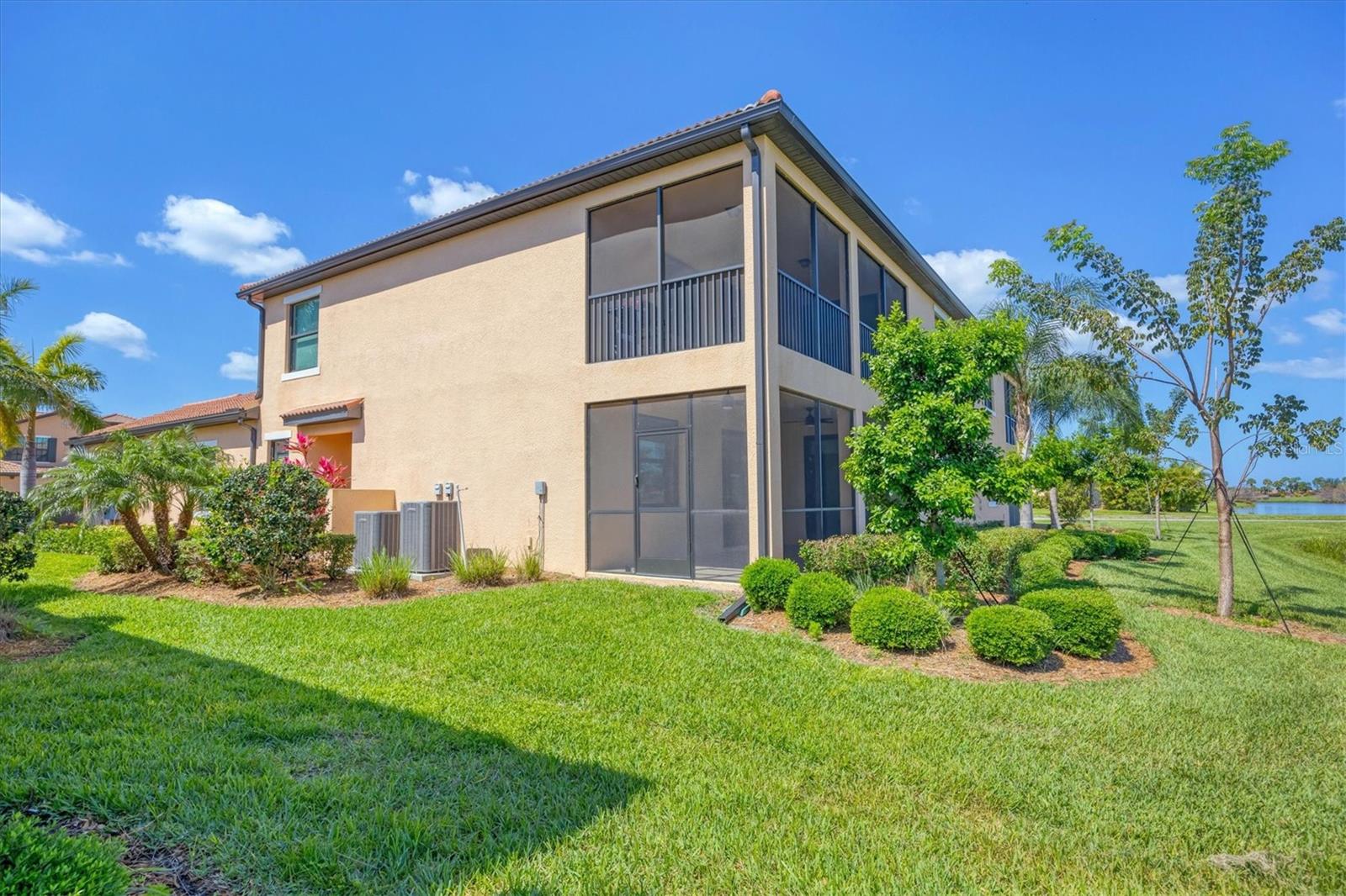 Image 24 of 85 For 10780 Tarflower Drive 102