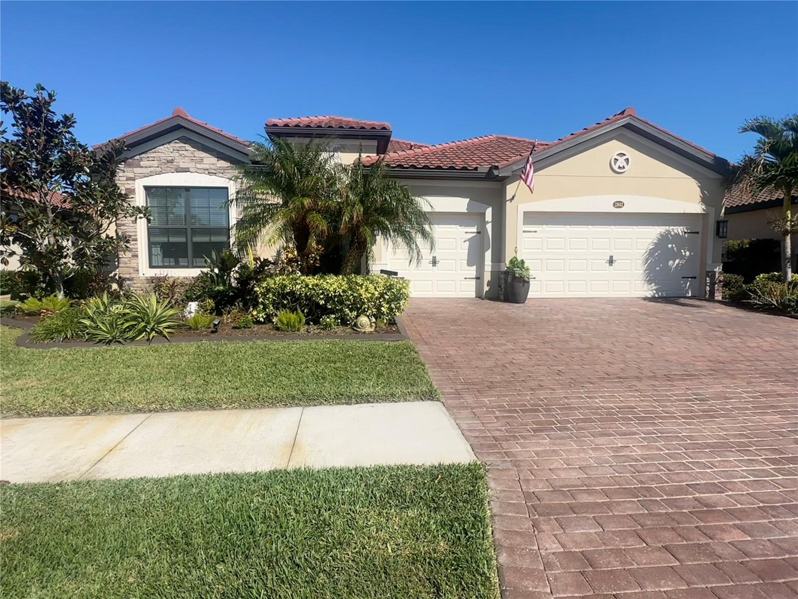 Details for 13642 Vancanza Drive, VENICE, FL 34293