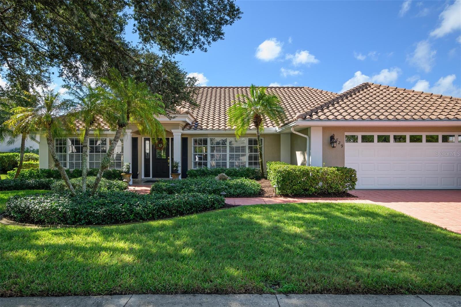 Details for 829 Carnoustie Drive, VENICE, FL 34293