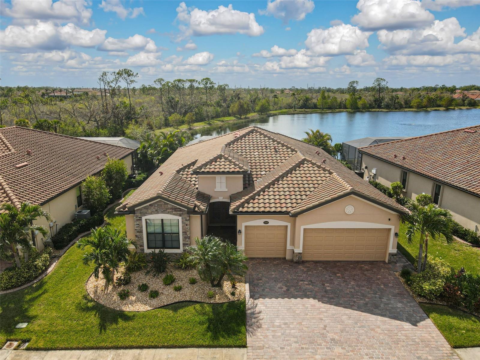 Details for 13587 Vancanza Drive, VENICE, FL 34293