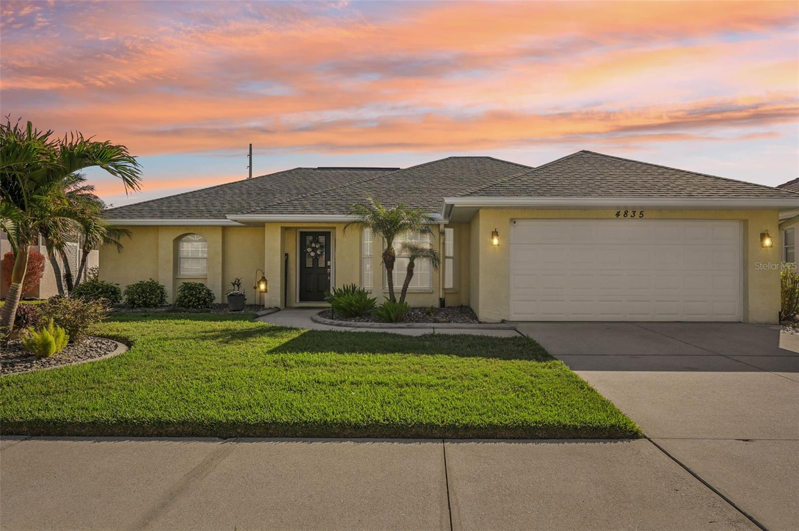 Details for 4835 Jacaranda Heights Drive, VENICE, FL 34293