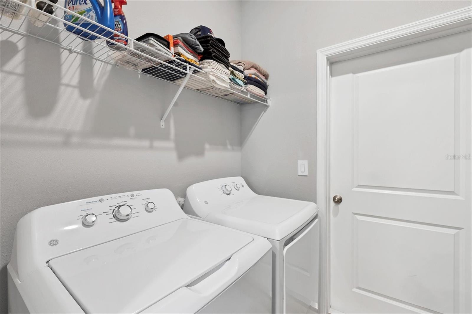 Image 13 of 19 For 18503 Ellen Avenue