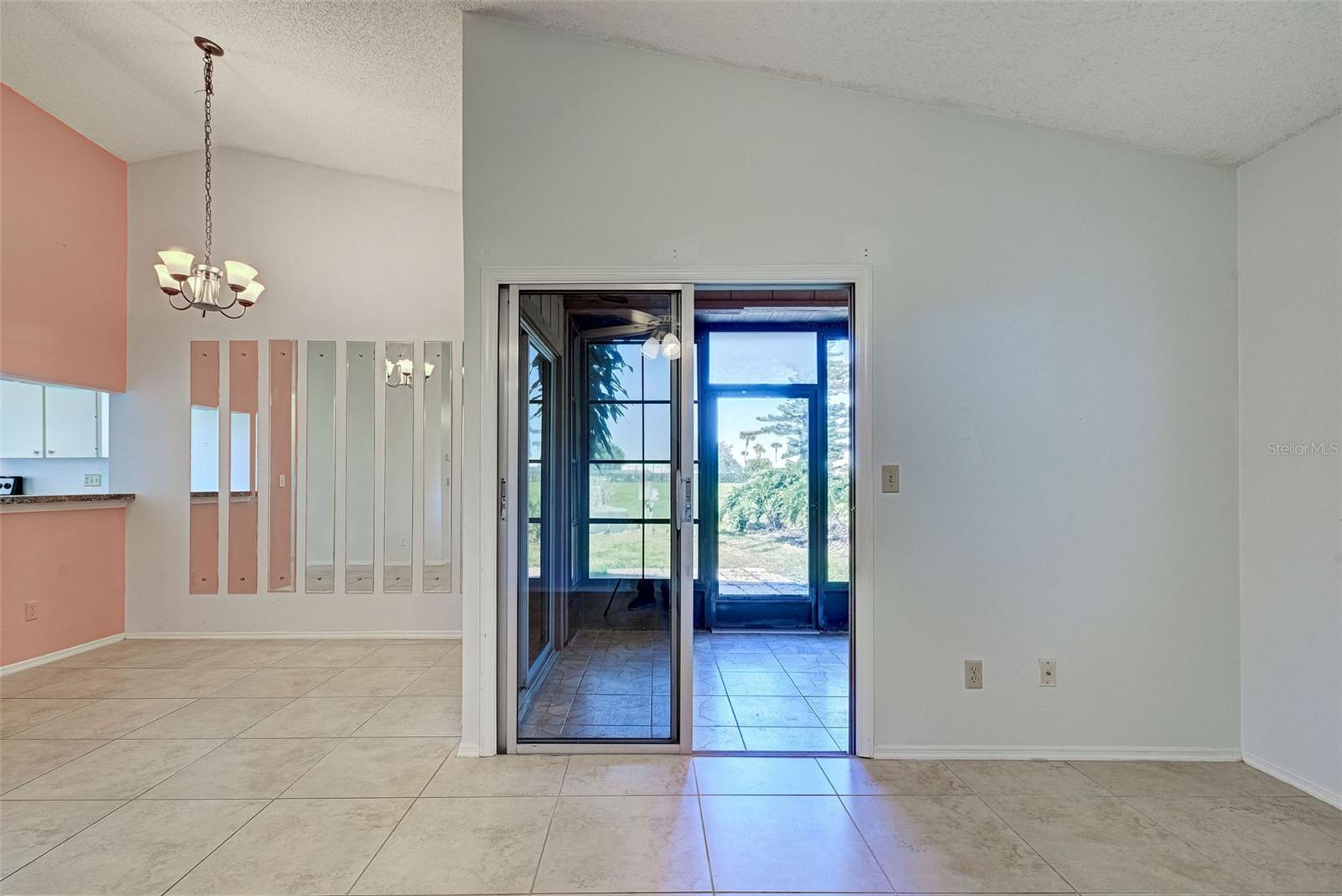 Image 11 of 64 For 3023 Seawind Circle 14b