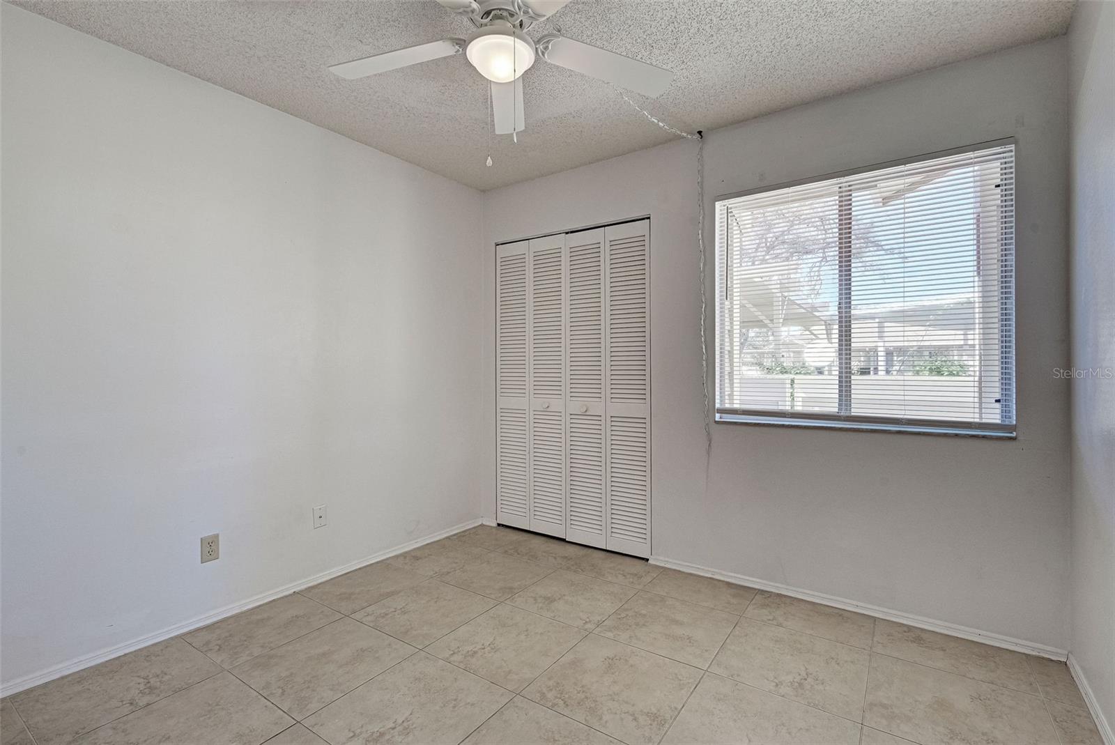 Image 36 of 64 For 3023 Seawind Circle 14b