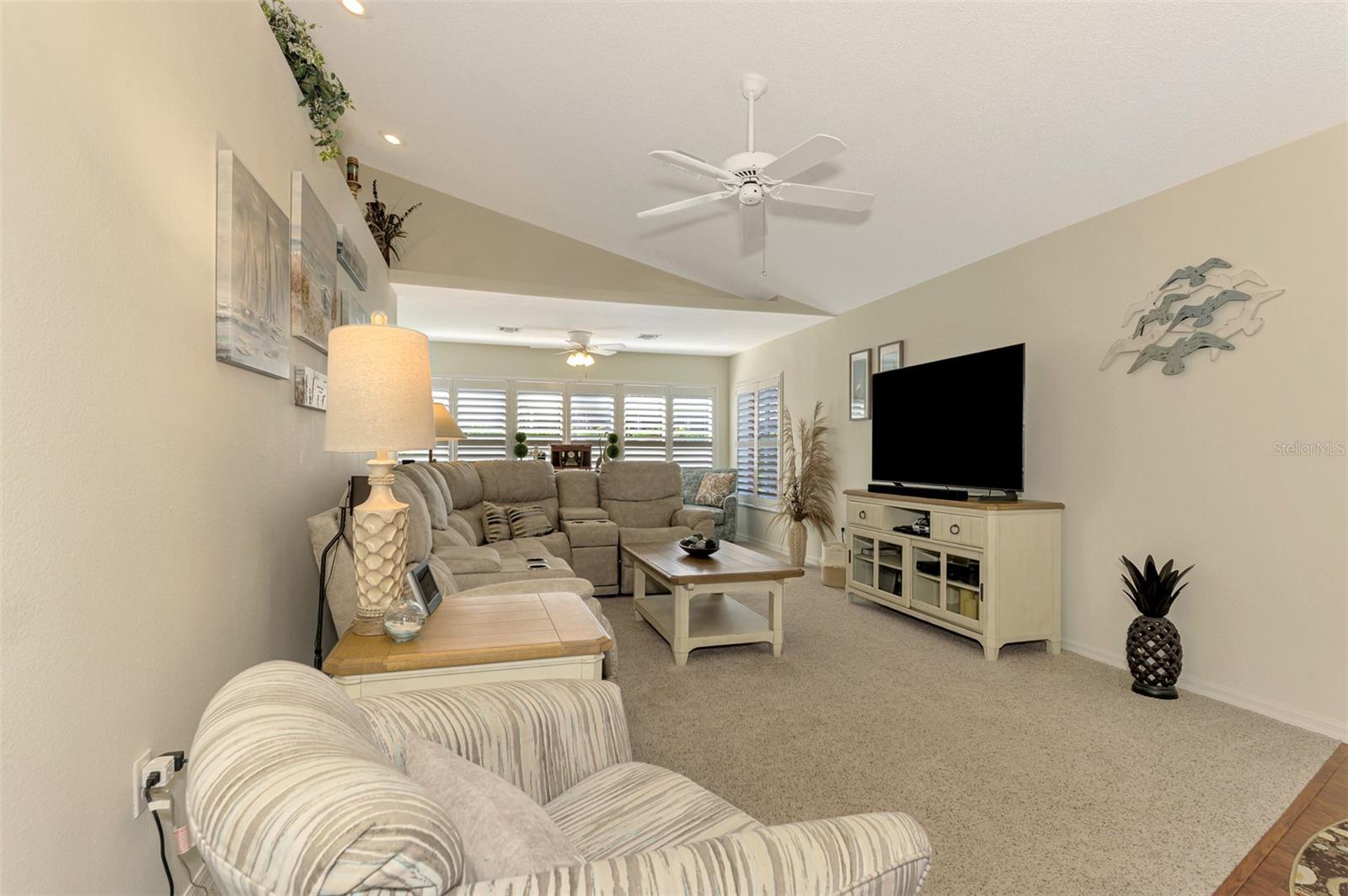 Image 11 of 51 For 1358 Capri Isles Boulevard