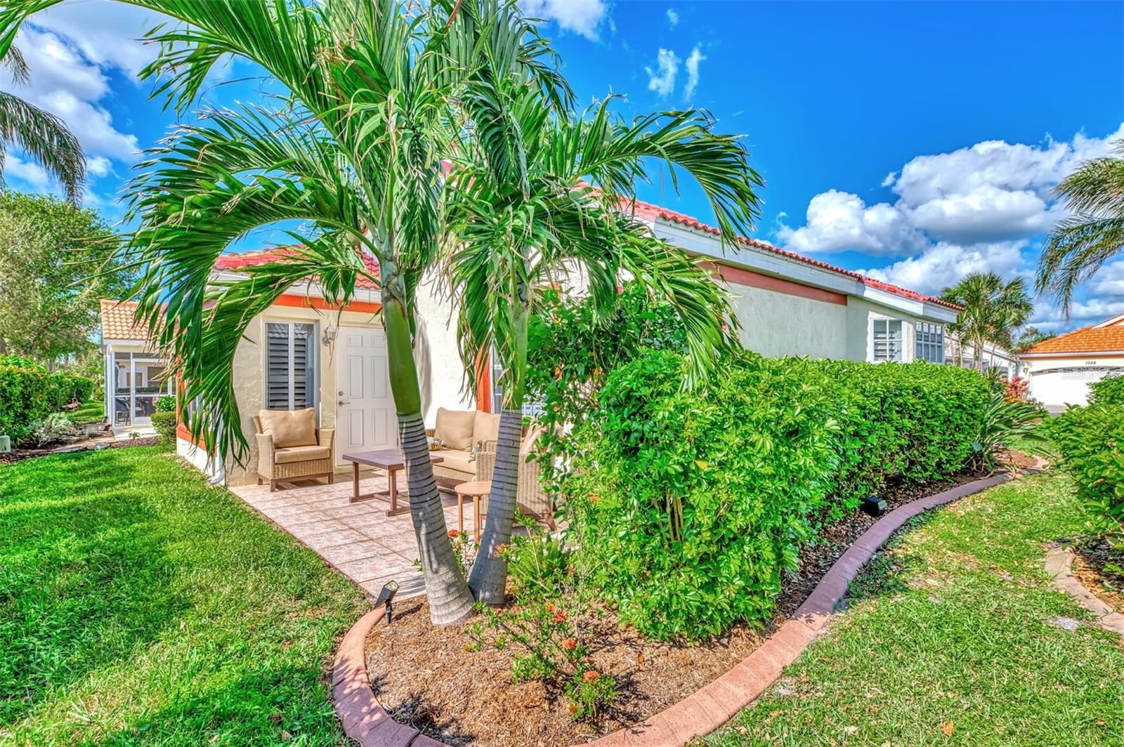 Image 39 of 51 For 1358 Capri Isles Boulevard