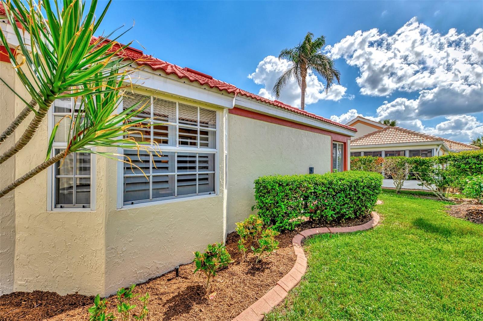 Image 41 of 51 For 1358 Capri Isles Boulevard