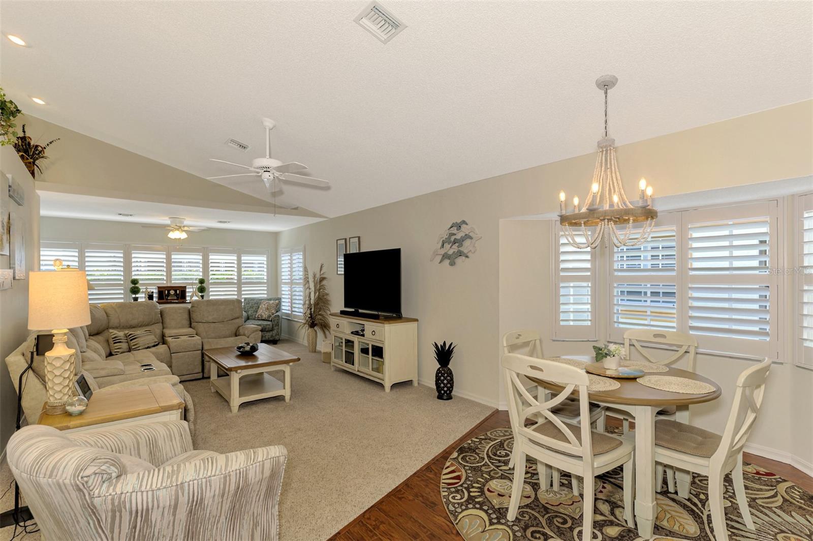 Image 9 of 51 For 1358 Capri Isles Boulevard