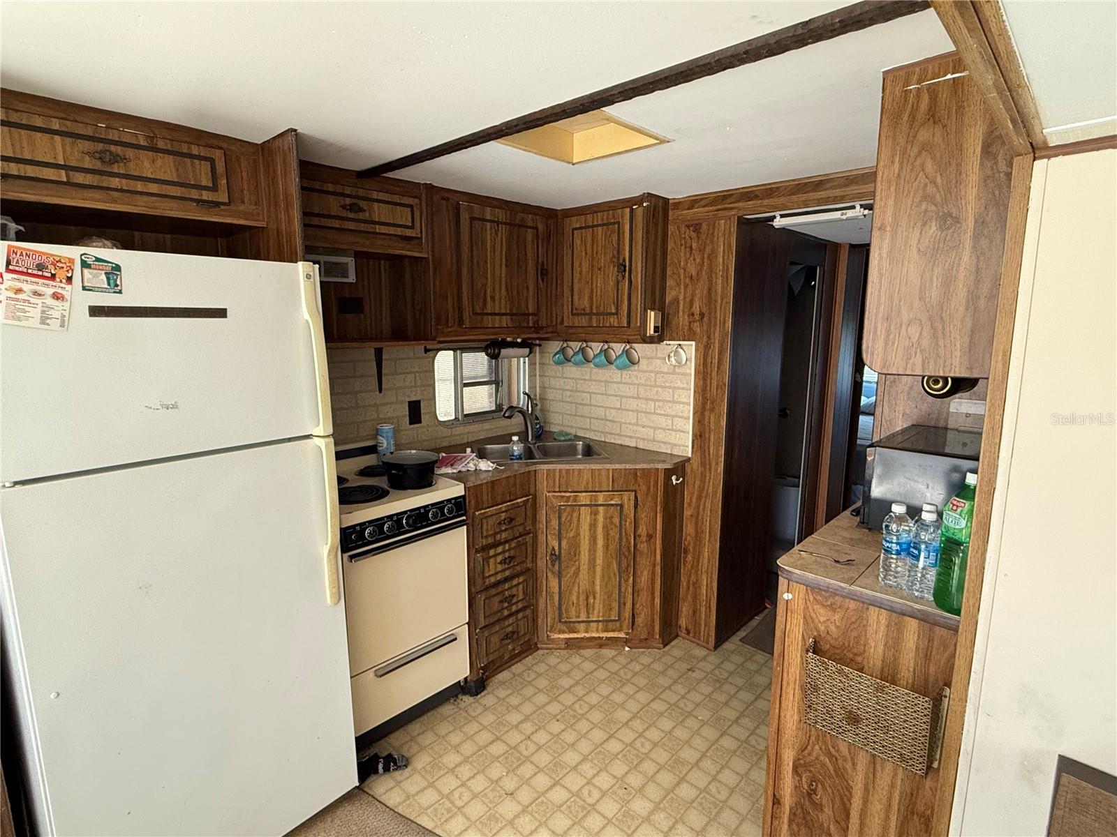 Image 5 of 22 For 1475 Flamingo Drive 174