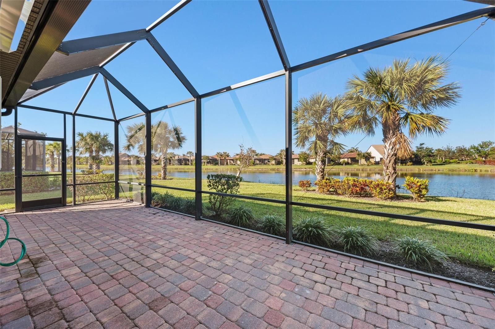 Image 39 of 100 For 13812 Alafaya Street