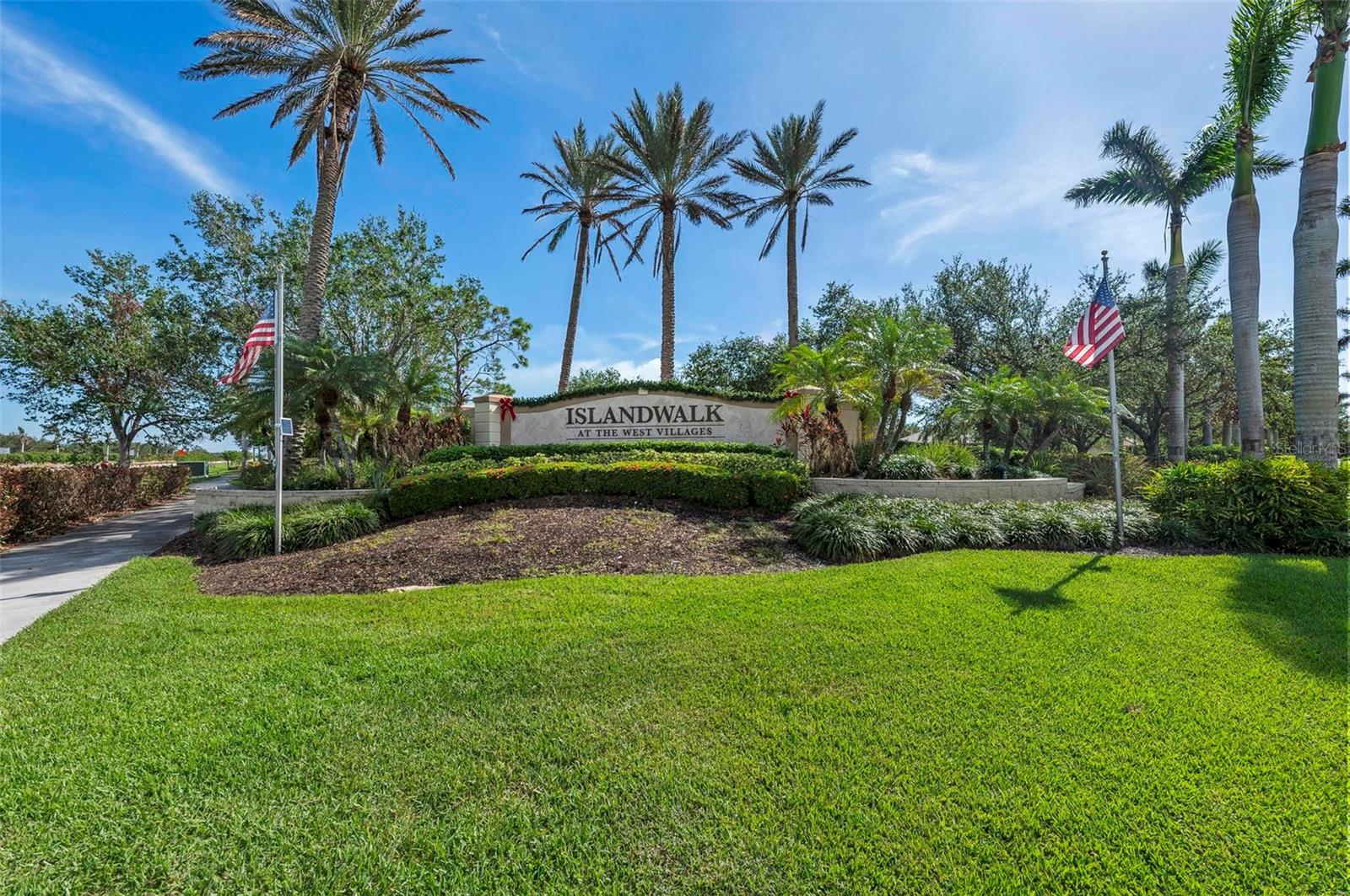 Image 42 of 100 For 13812 Alafaya Street