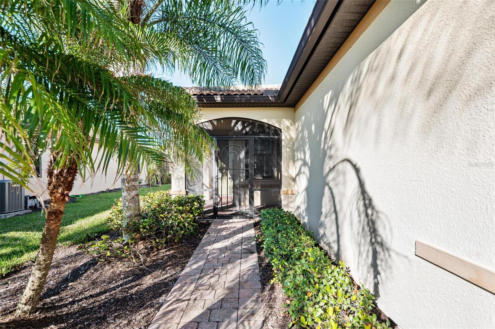 Image 8 of 100 For 13812 Alafaya Street