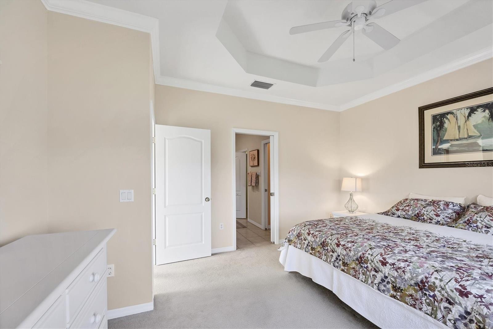 Image 24 of 48 For 4980 Whispering Oaks Drive