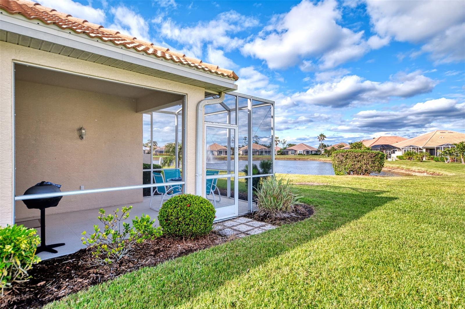 Image 35 of 48 For 4980 Whispering Oaks Drive