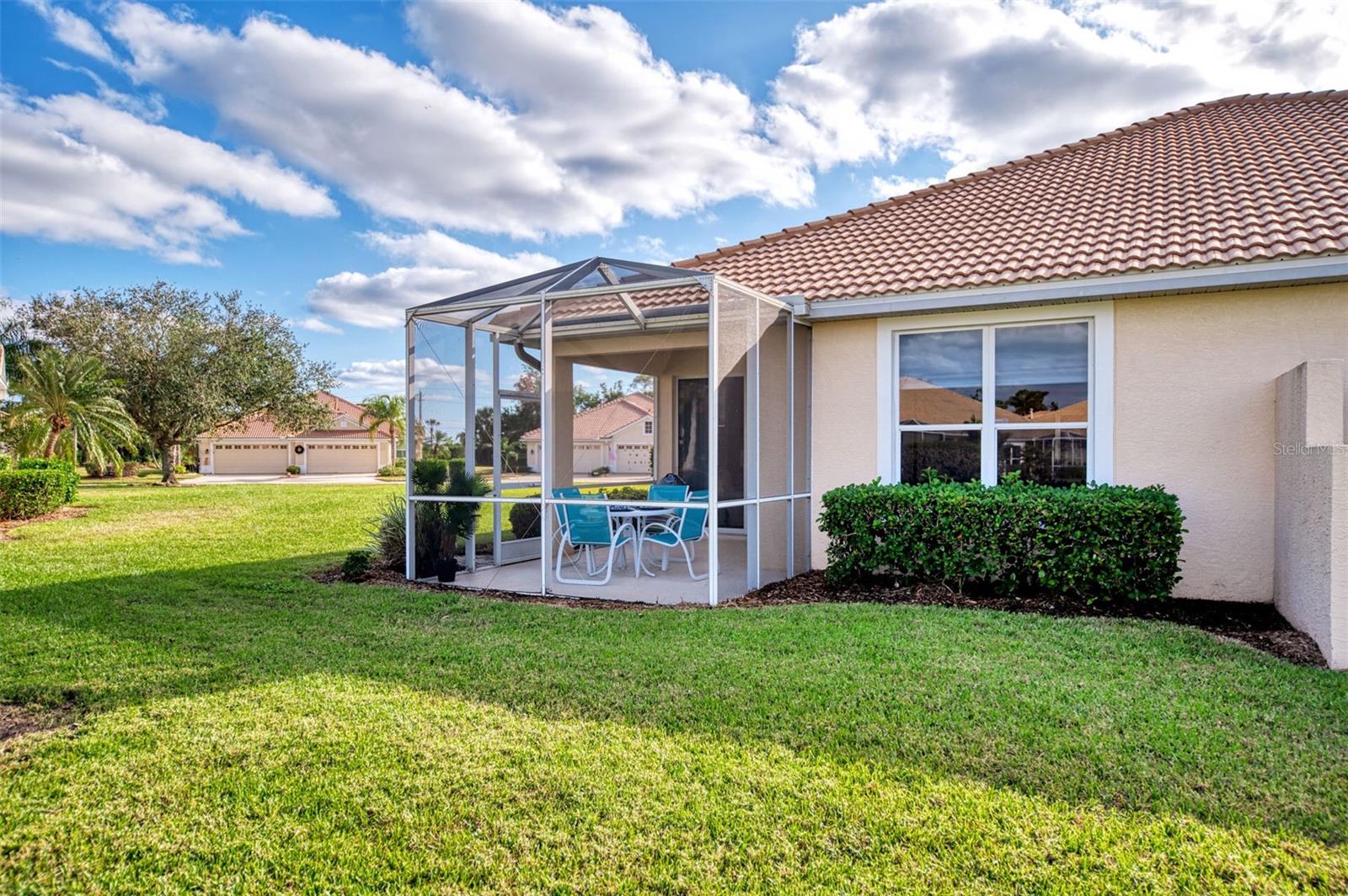 Image 38 of 48 For 4980 Whispering Oaks Drive