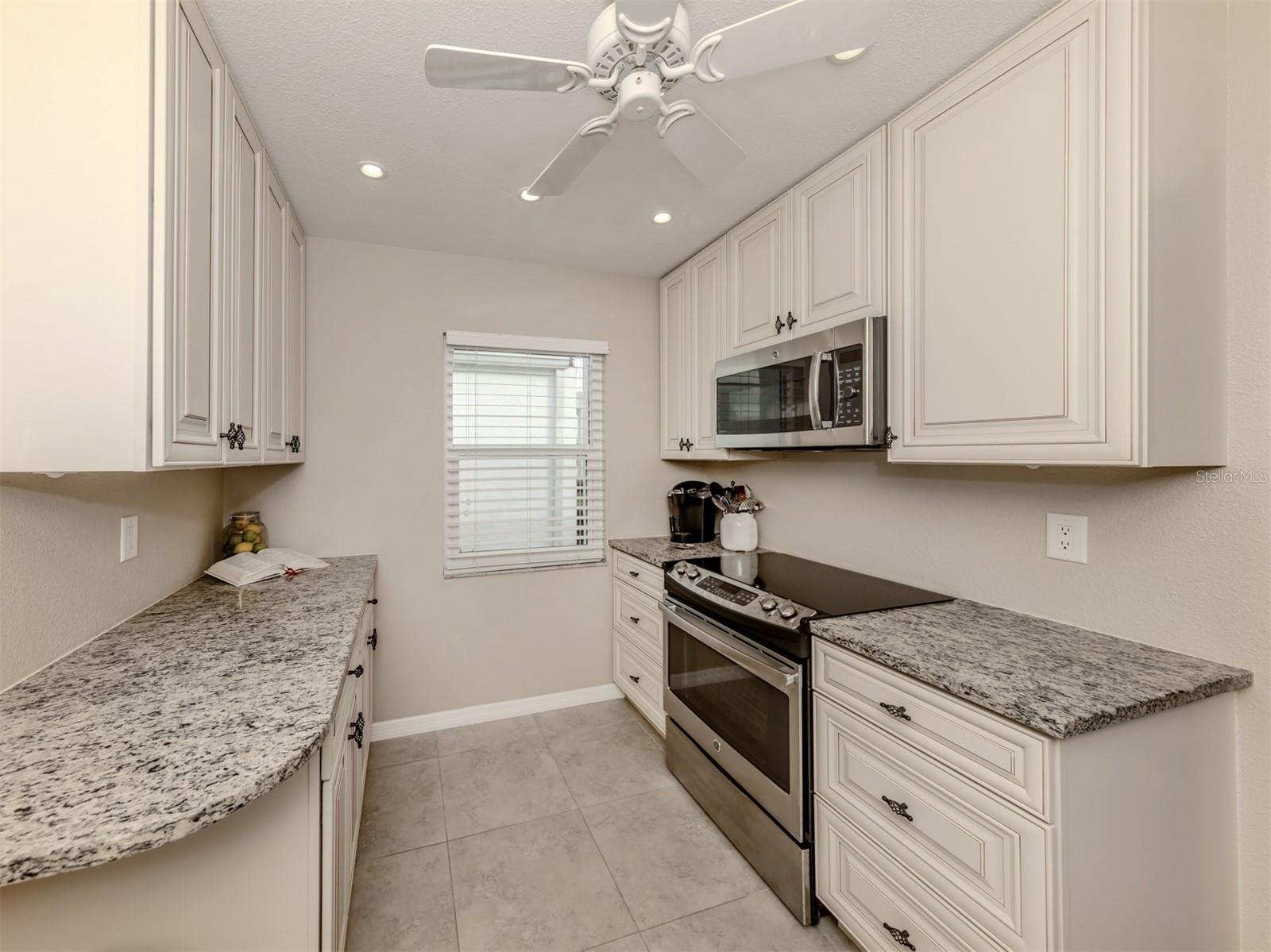 Image 13 of 52 For 751 Capri Isles Boulevard 108