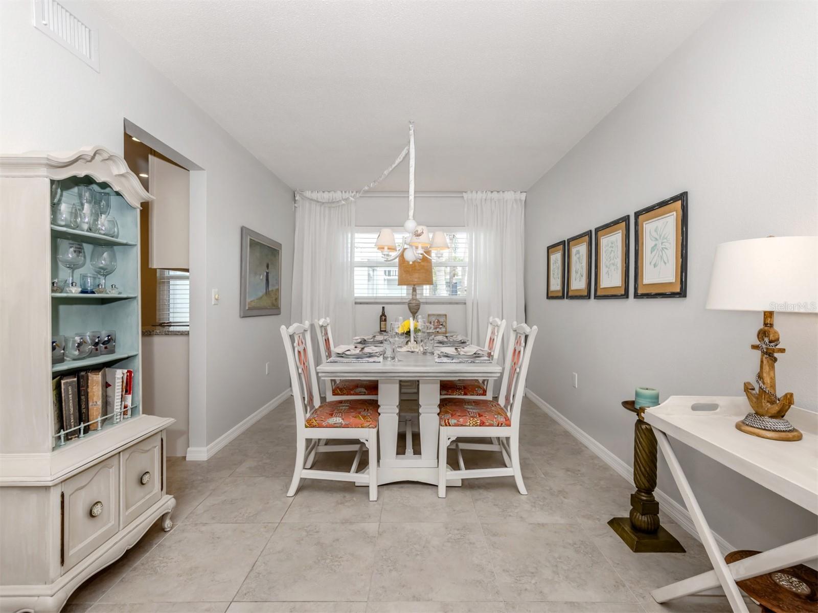 Image 14 of 52 For 751 Capri Isles Boulevard 108