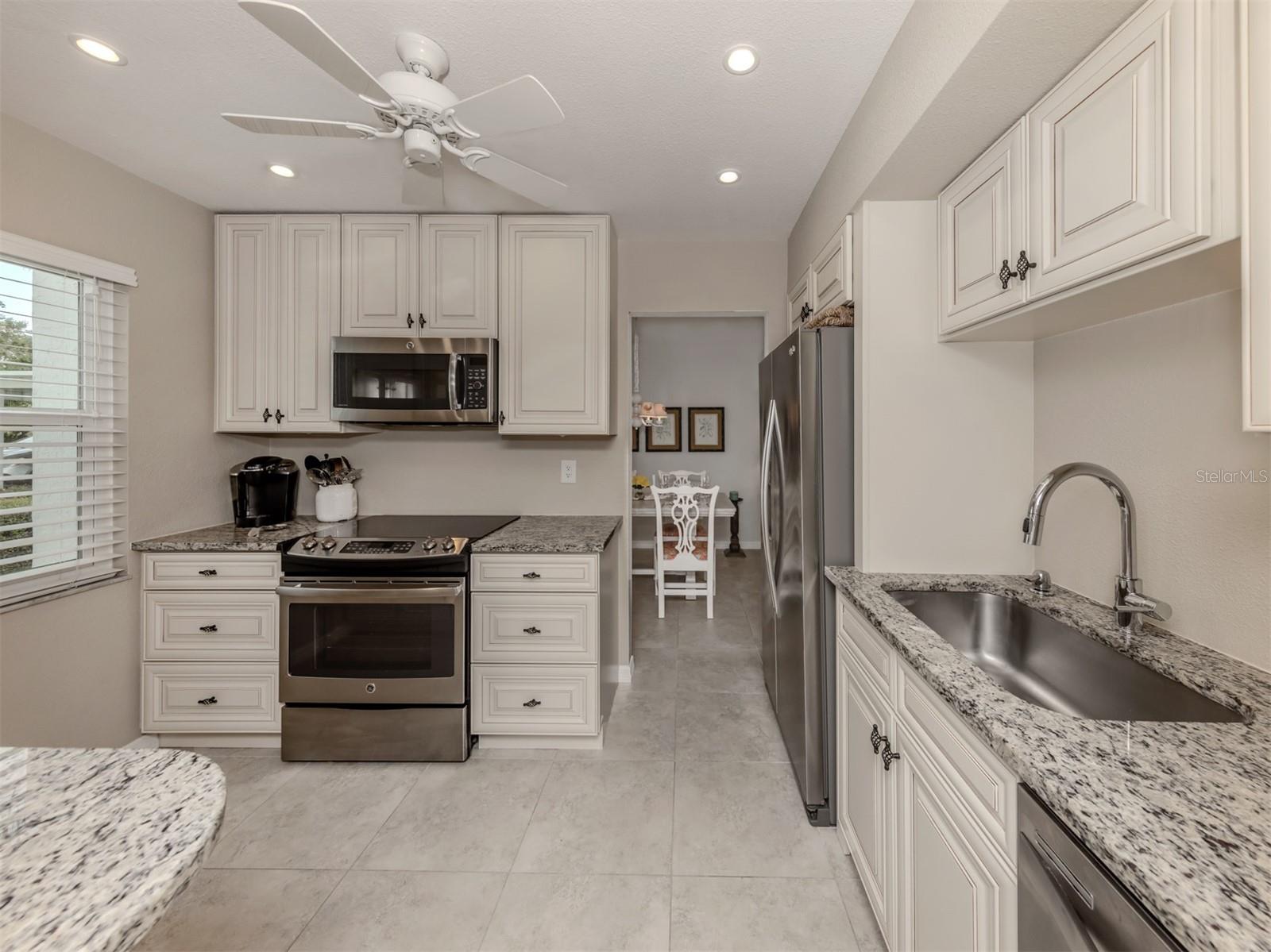 Image 9 of 52 For 751 Capri Isles Boulevard 108