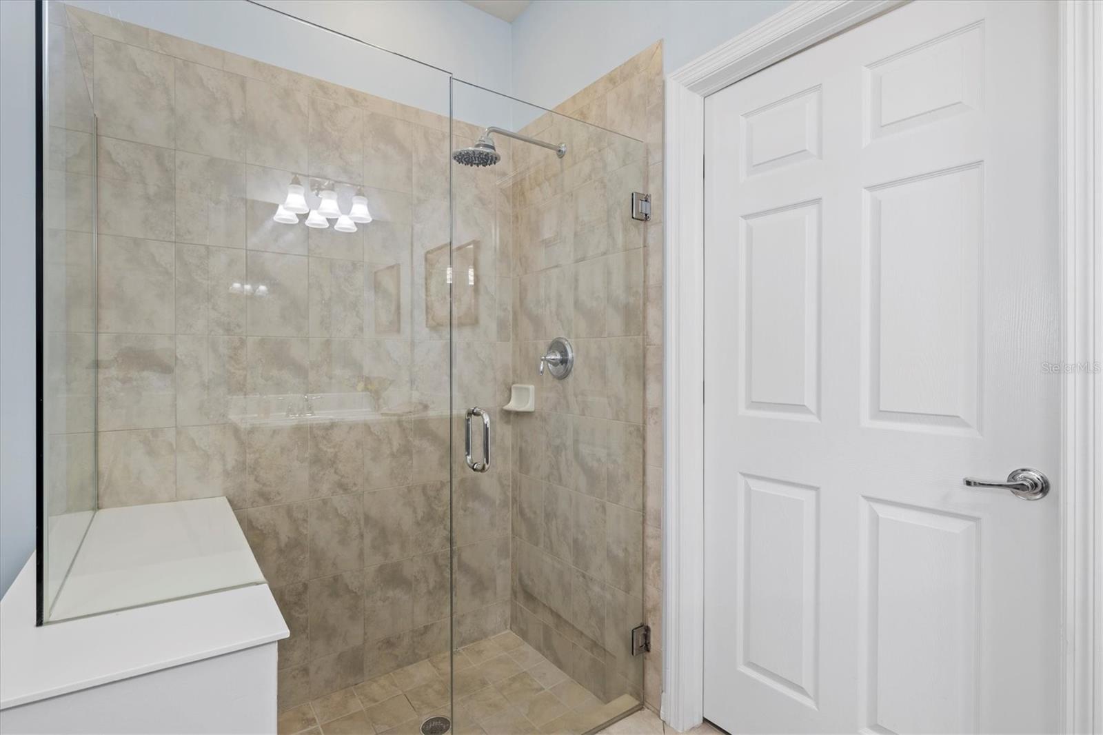 Image 31 of 98 For 19225 Jacinda Street