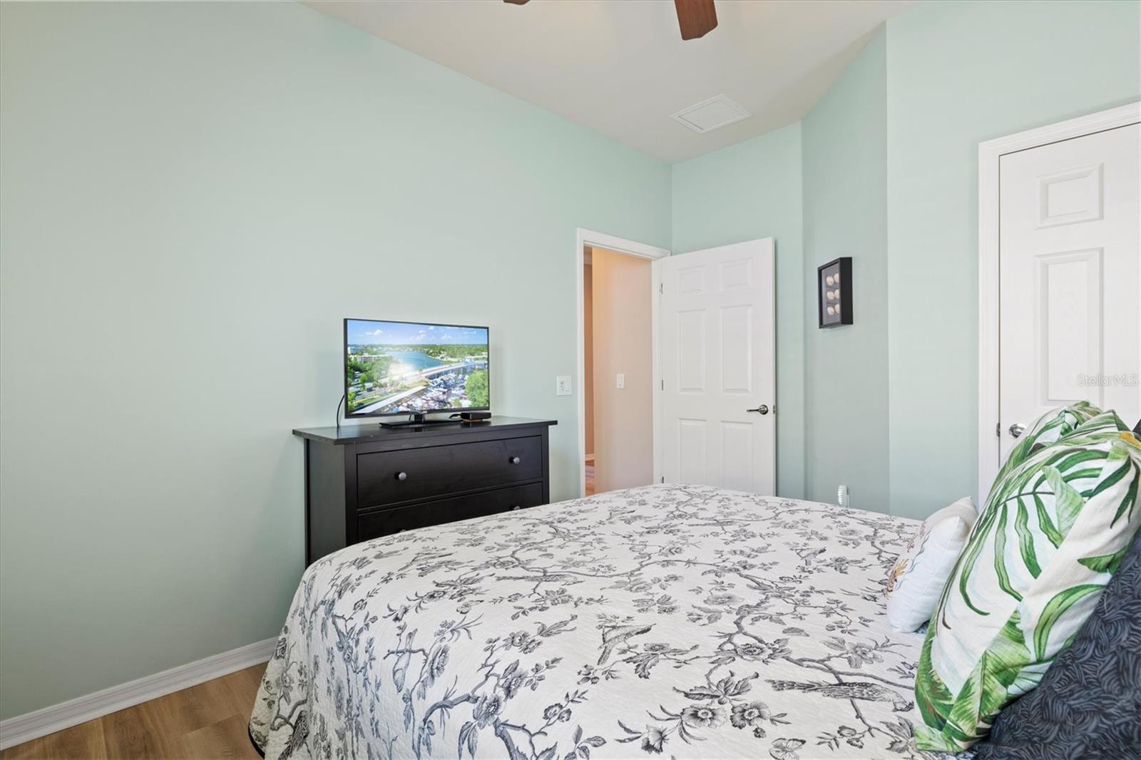 Image 36 of 98 For 19225 Jacinda Street