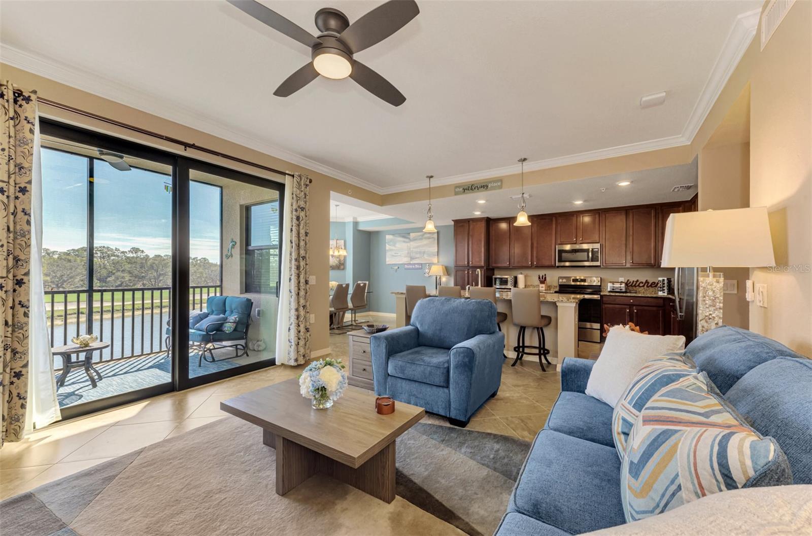 Image 12 of 58 For 17118 Vardon Terrace 202