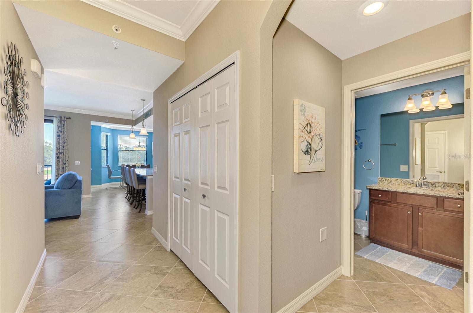 Image 6 of 58 For 17118 Vardon Terrace 202
