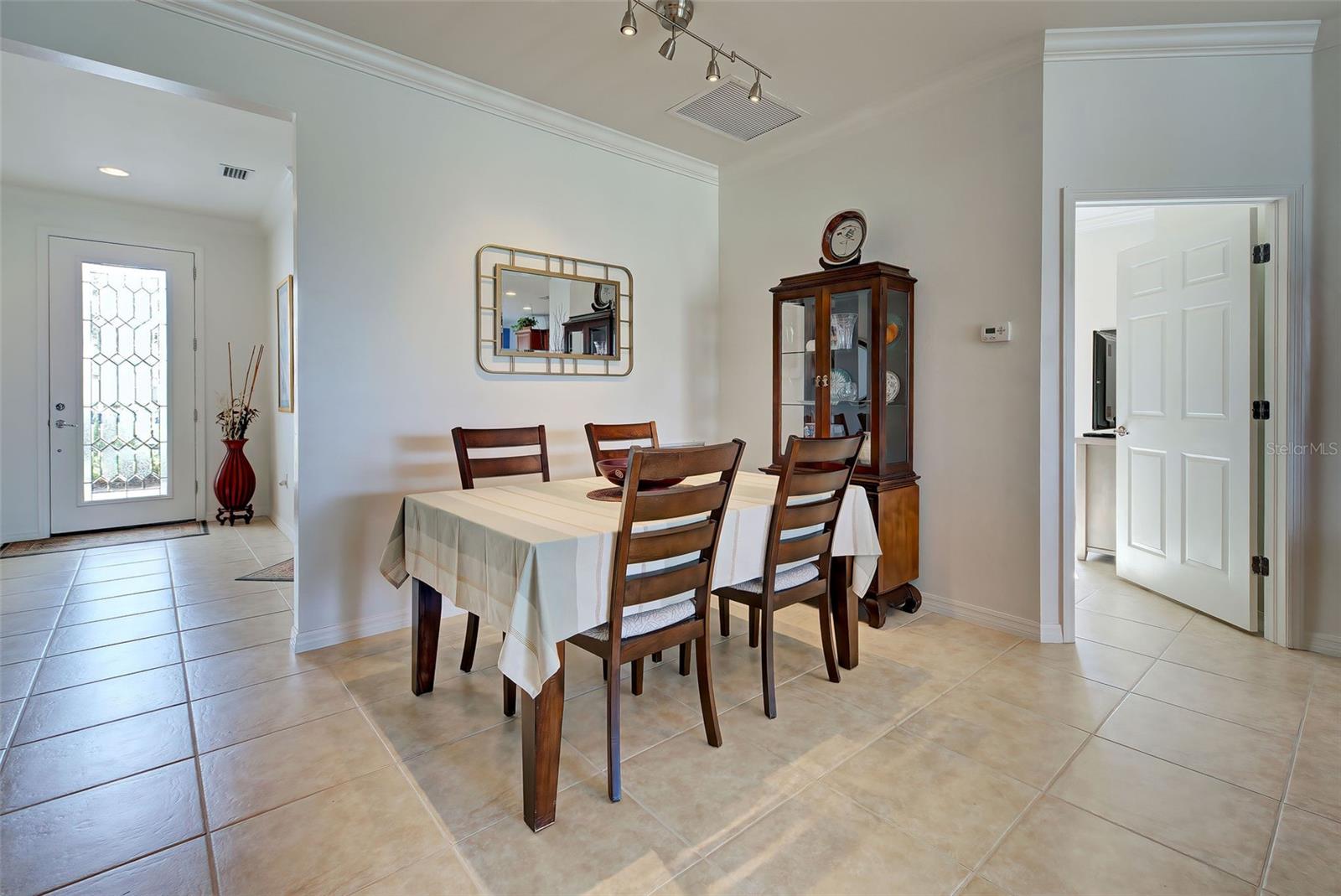 Image 31 of 95 For 19279 Jacinda Street
