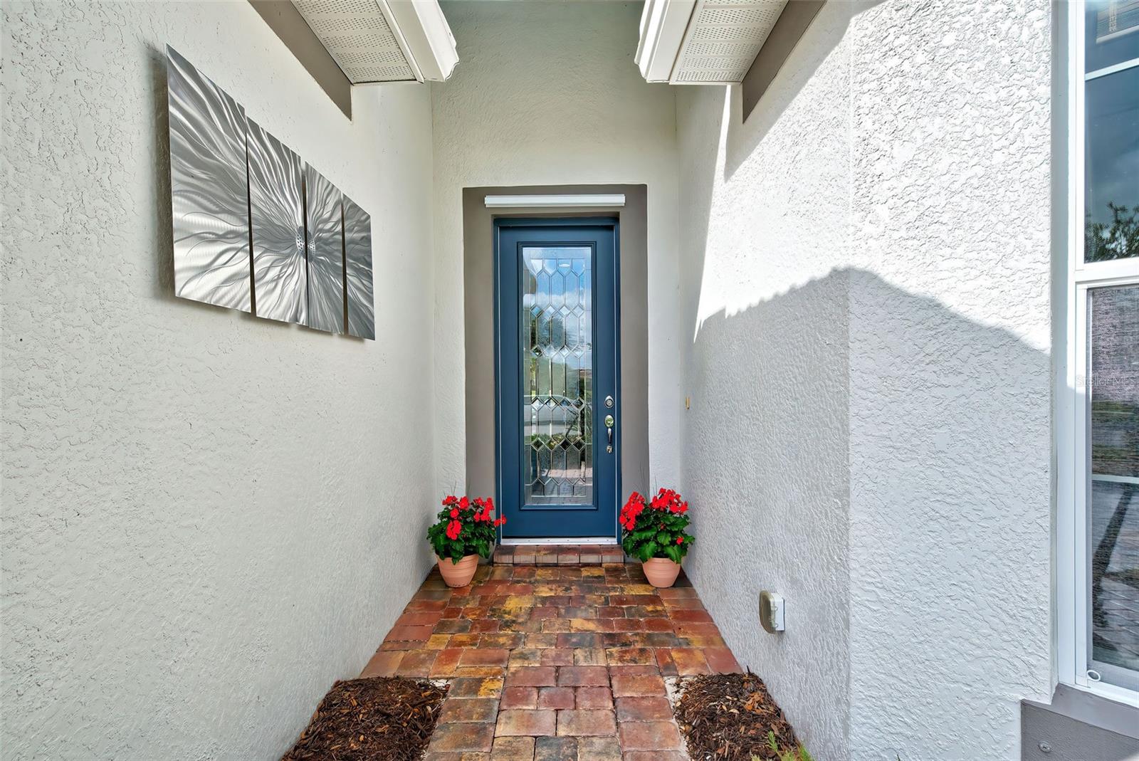 Image 4 of 95 For 19279 Jacinda Street