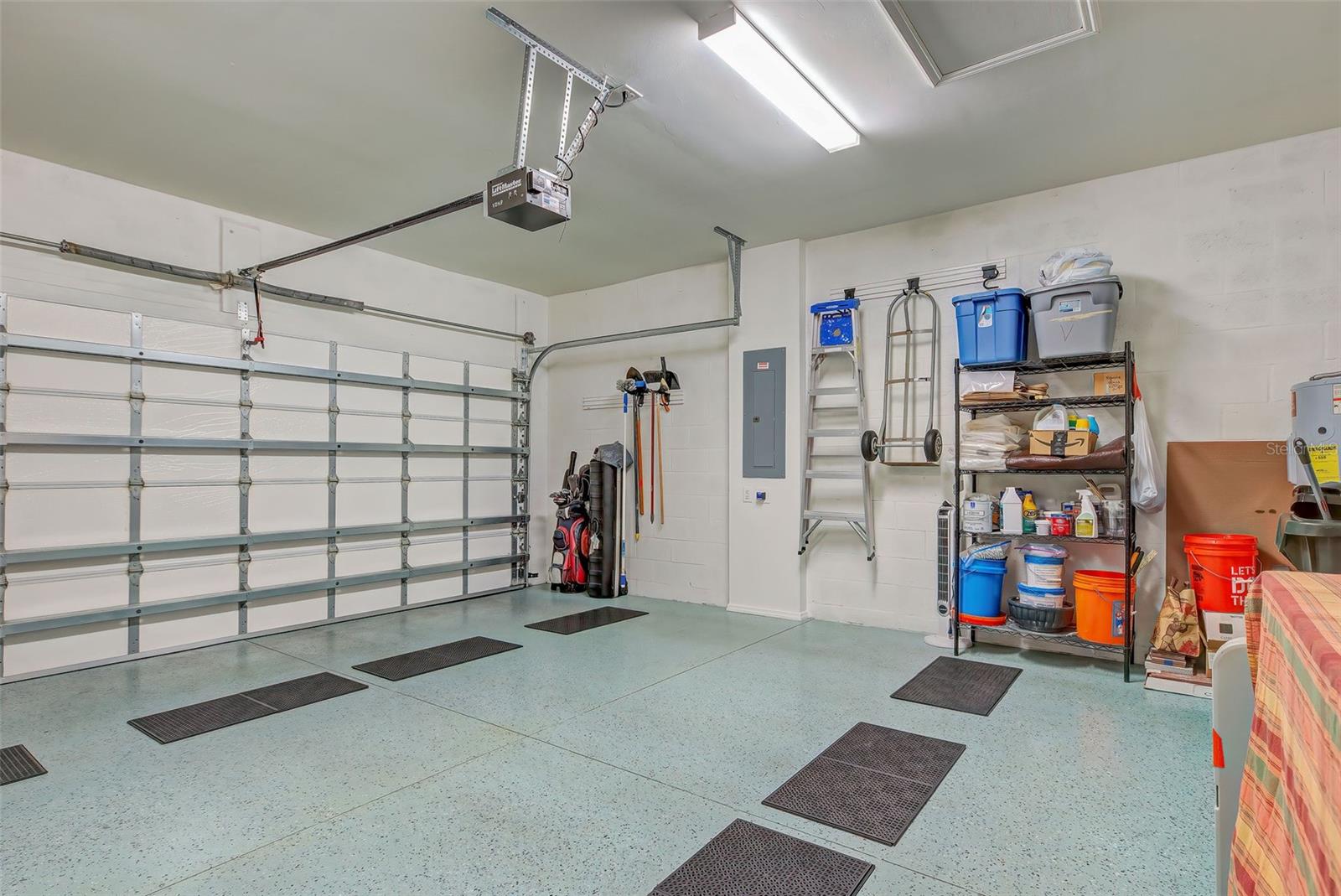 Image 41 of 95 For 19279 Jacinda Street