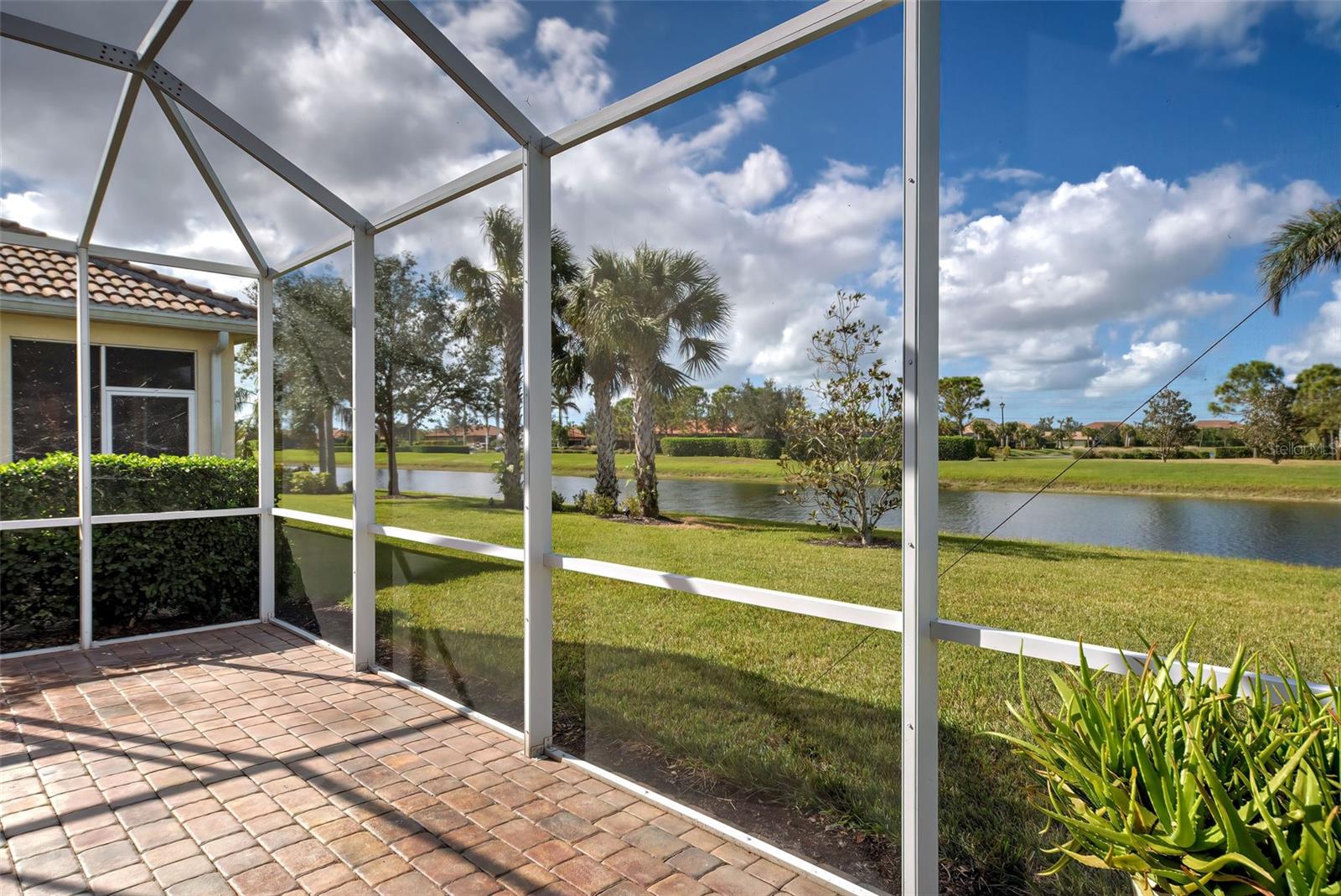 Image 46 of 95 For 19279 Jacinda Street