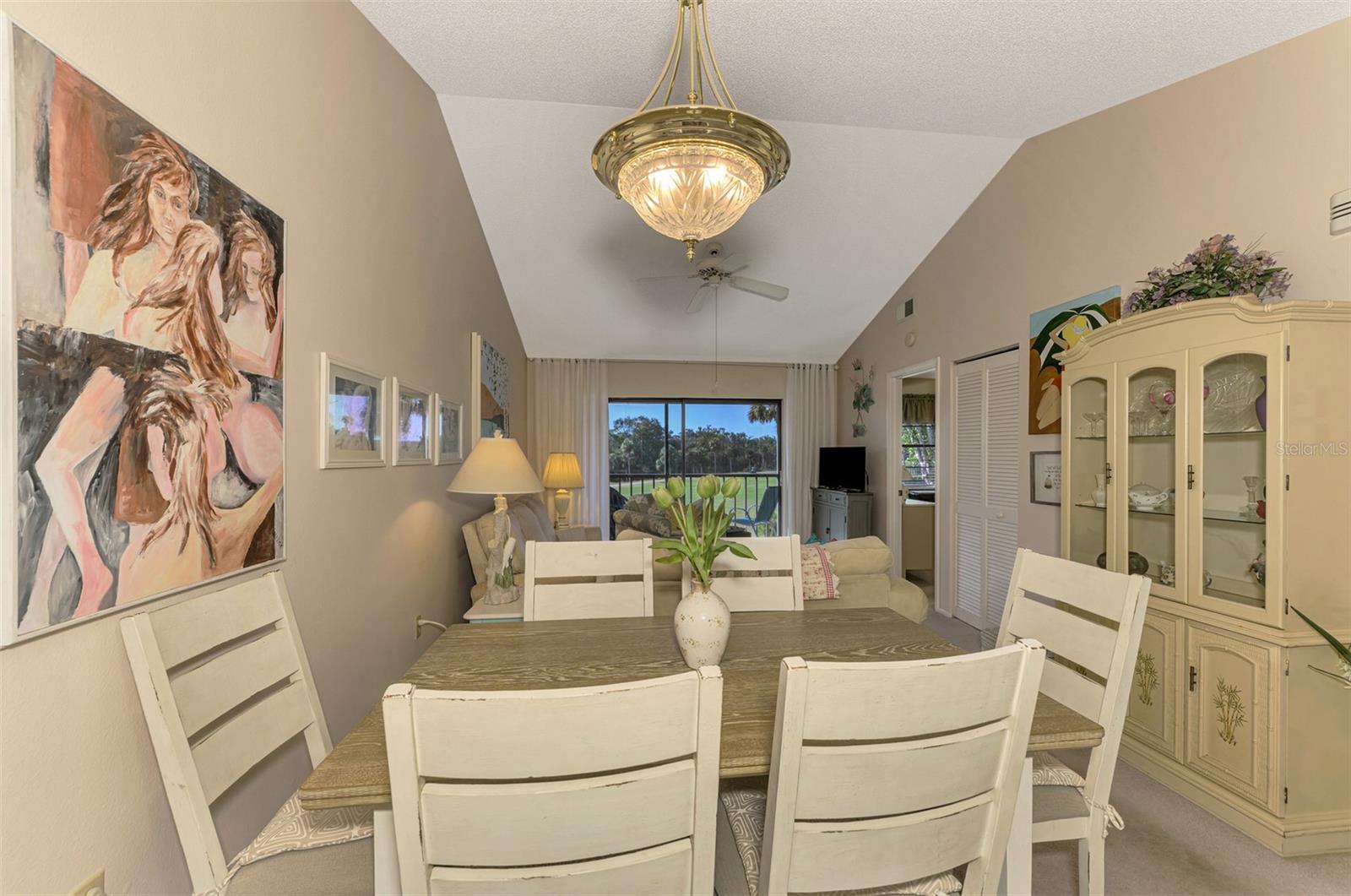 Image 11 of 57 For 927 Capri Isles Boulevard 8