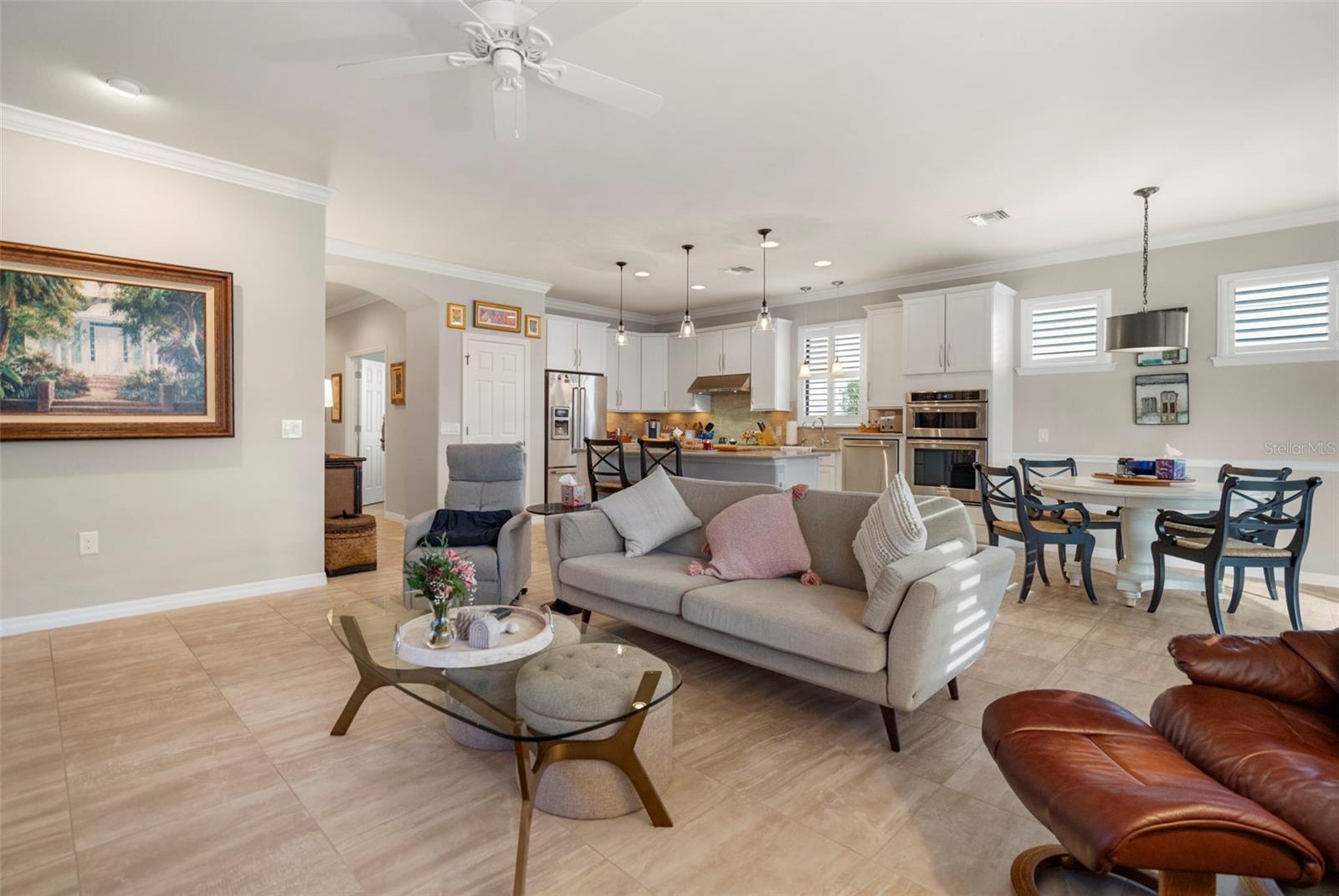 Image 12 of 47 For 13807 Karina Street