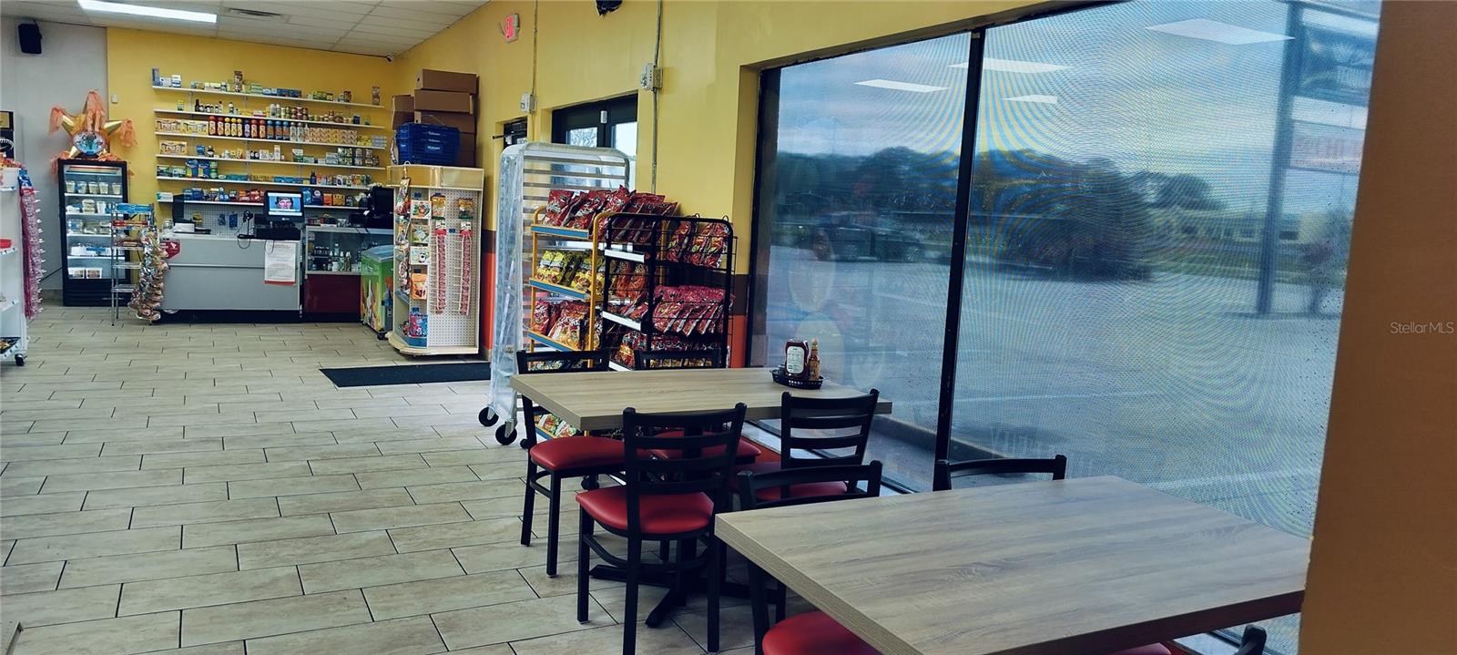 Image 22 of 43 For 14525 Tamiami Trail