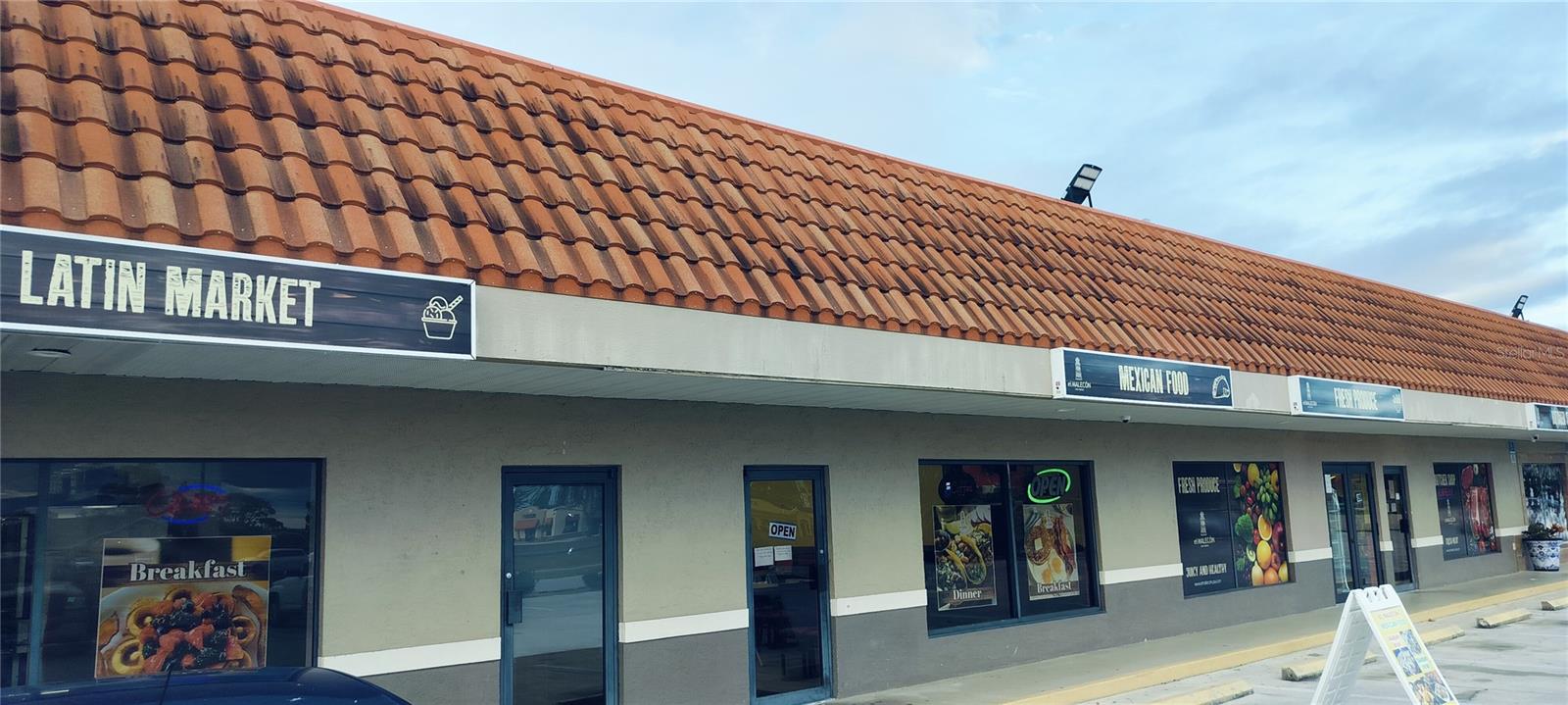 Image 3 of 43 For 14525 Tamiami Trail
