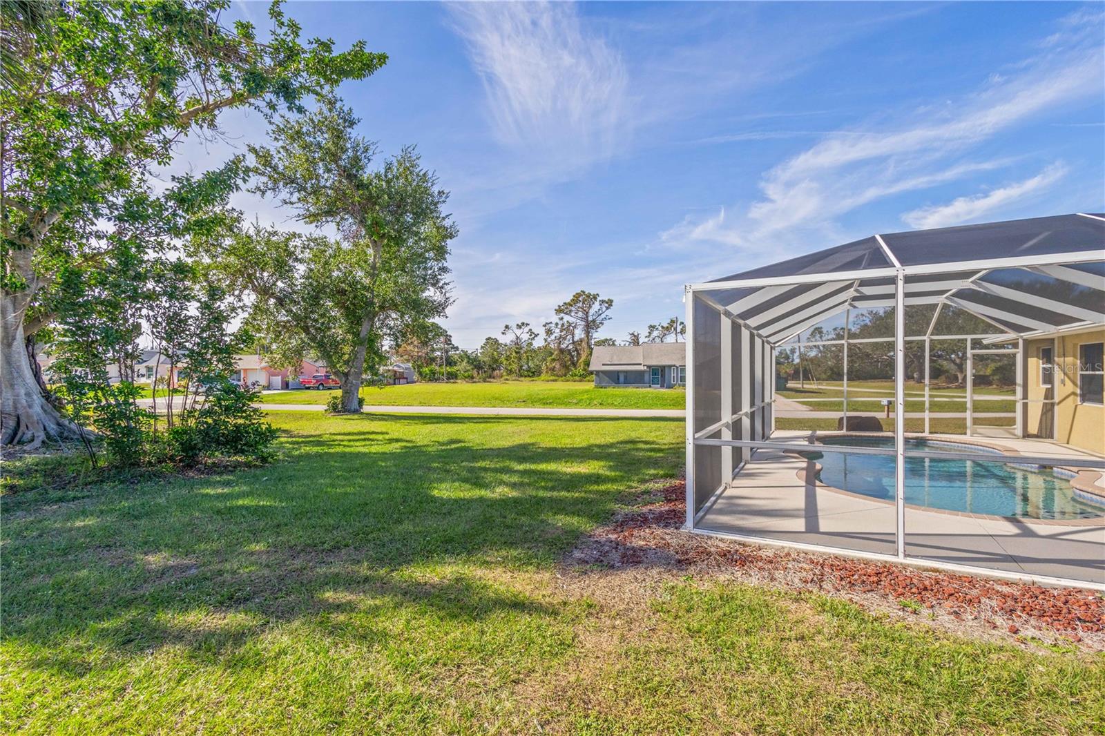 Image 31 of 40 For 9325 Crugar Terrace