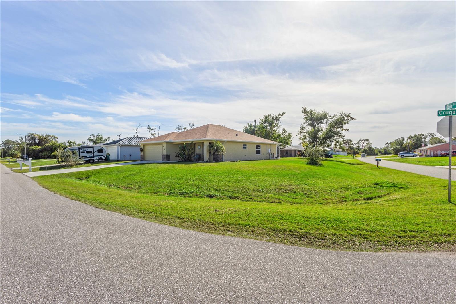 Image 34 of 40 For 9325 Crugar Terrace