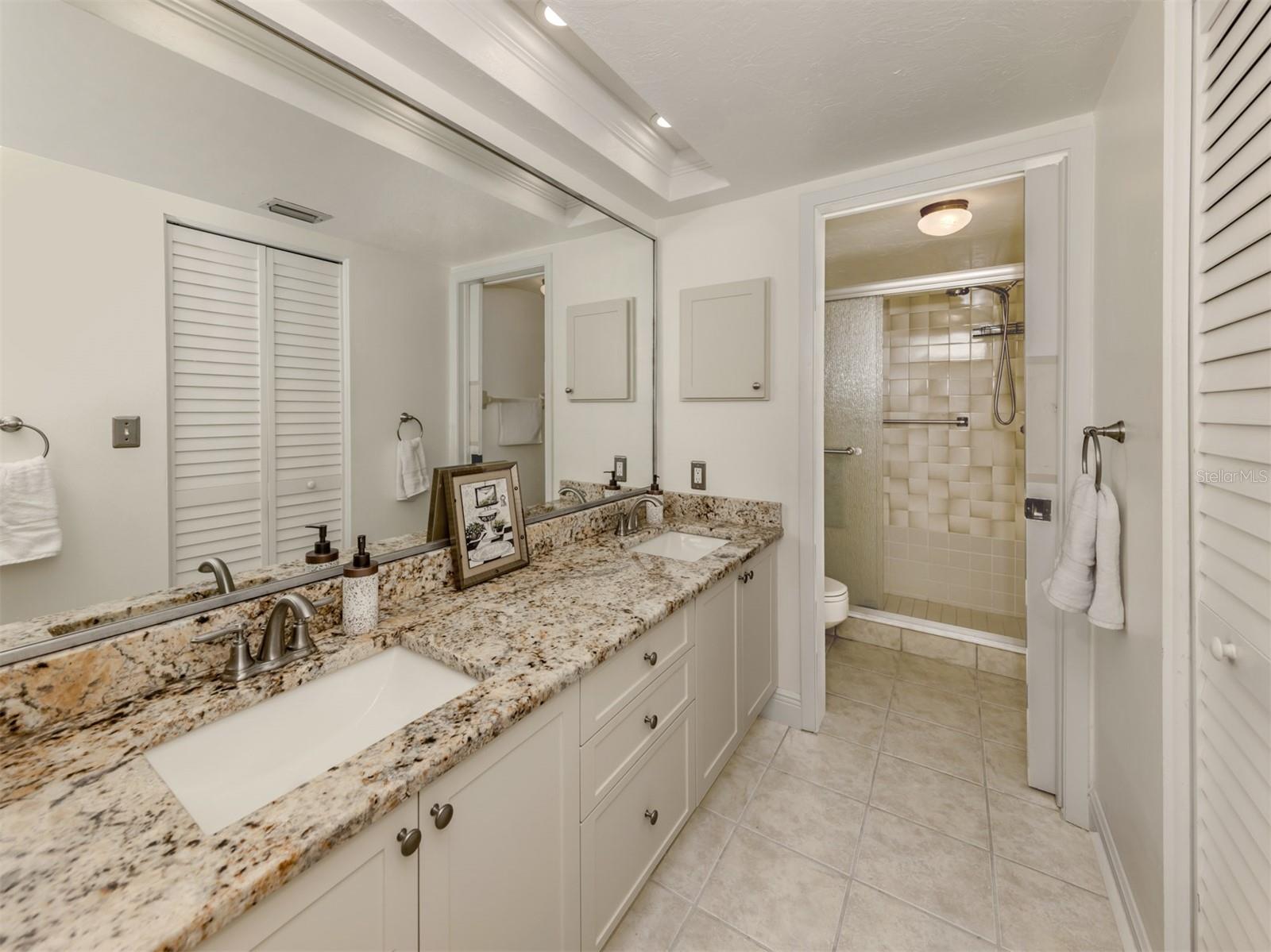 Image 21 of 50 For 1100 Capri Isles Boulevard 212