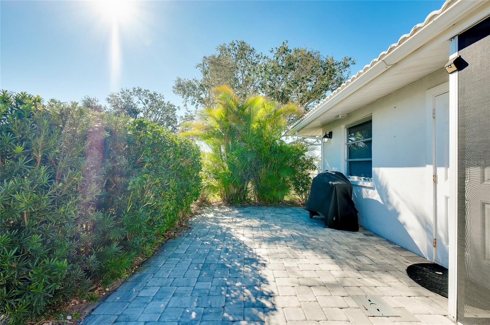 Image 9 of 59 For 411 Circlewood Drive I2