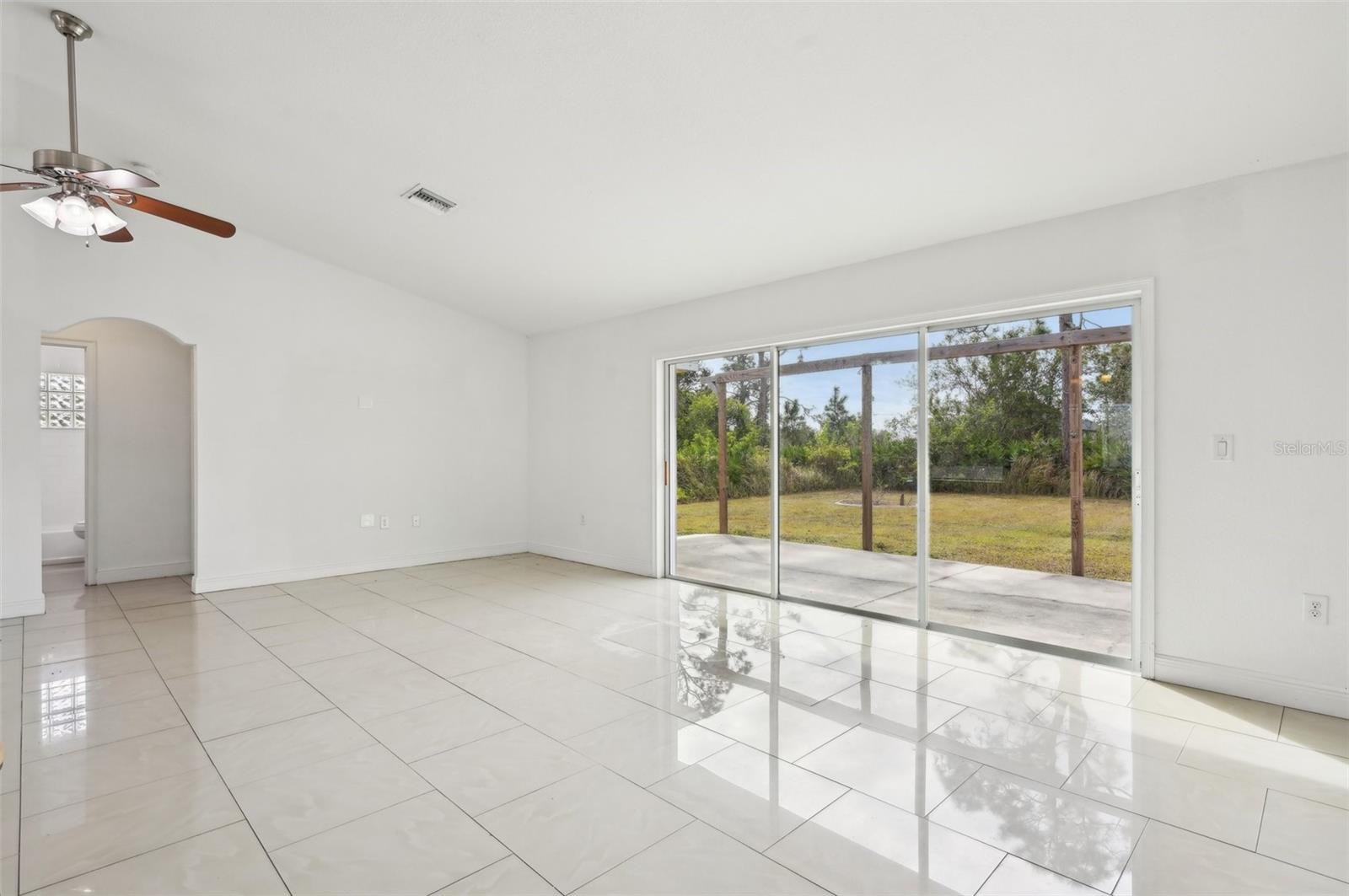 Image 7 of 42 For 13421 Gershwin Lane
