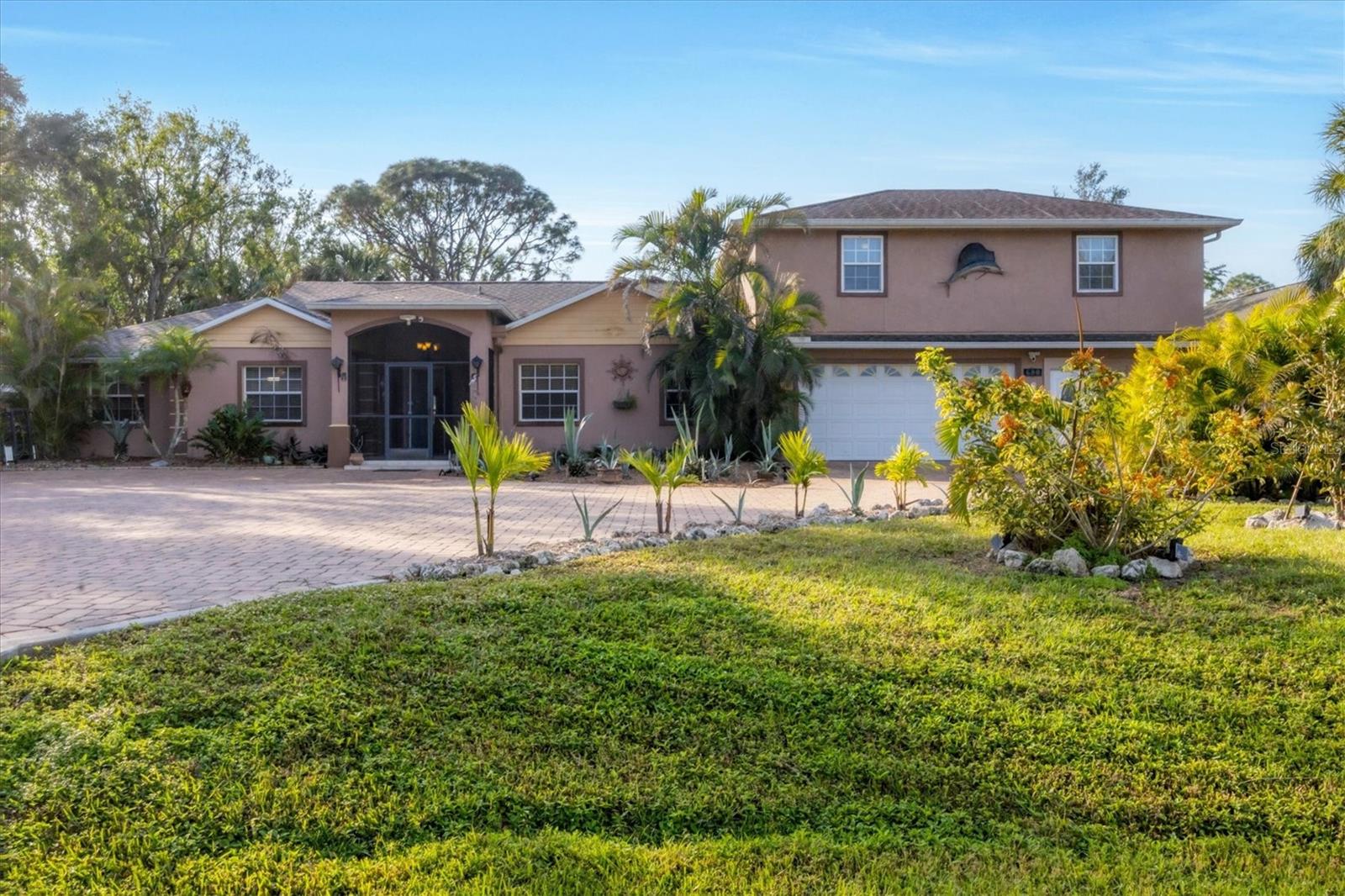 Details for 690 Percheron, NOKOMIS, FL 34275