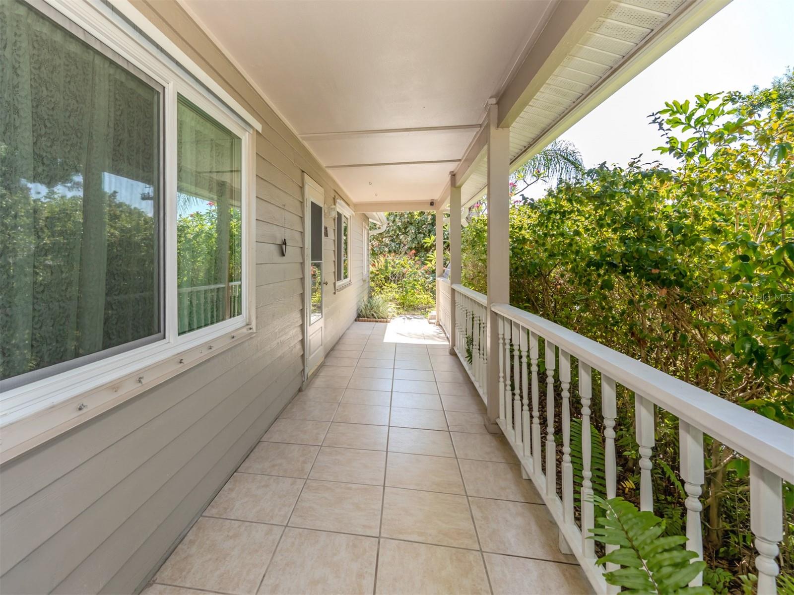 Image 2 of 26 For 601 Seminole Drive