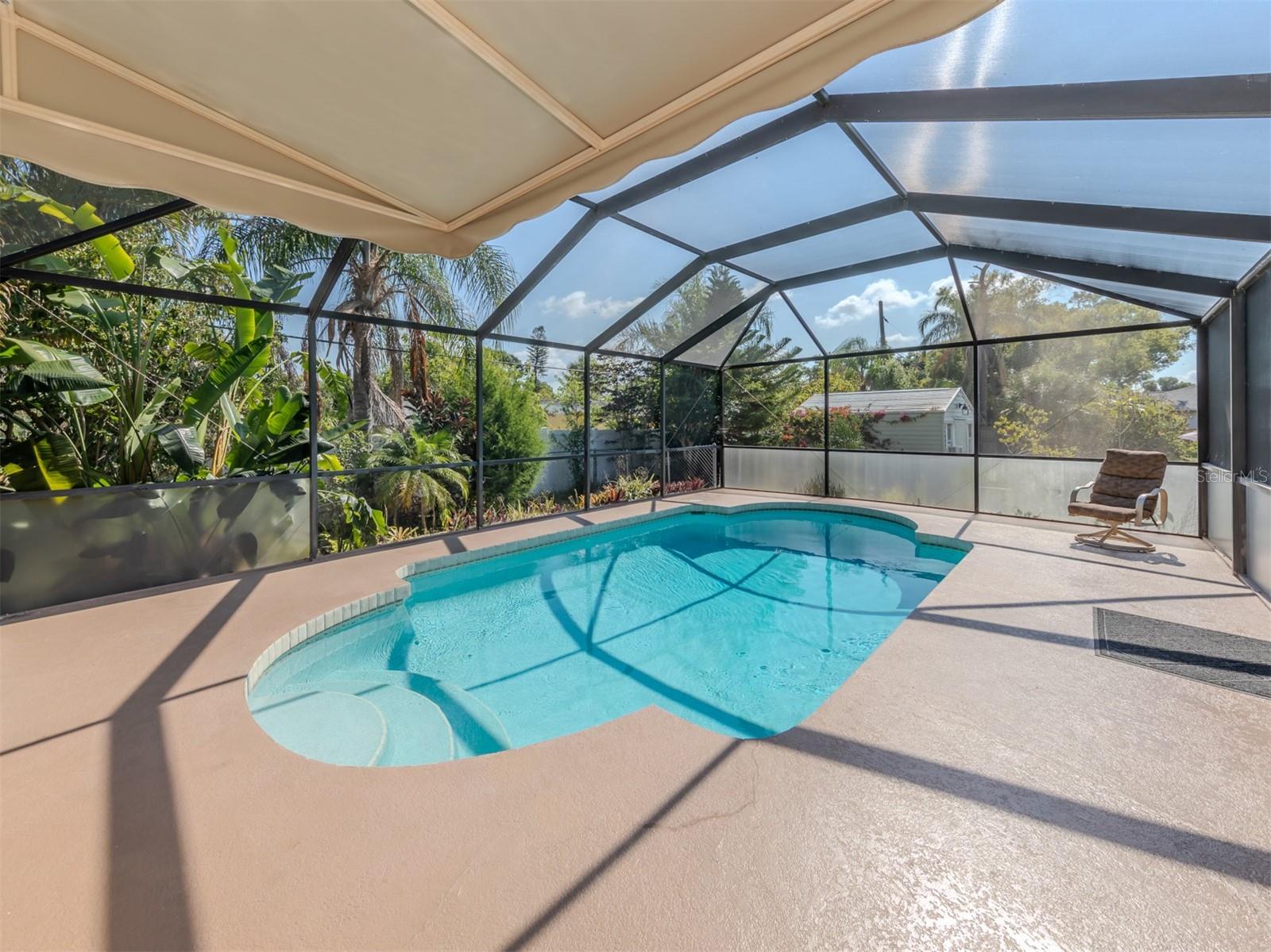 Image 4 of 26 For 601 Seminole Drive