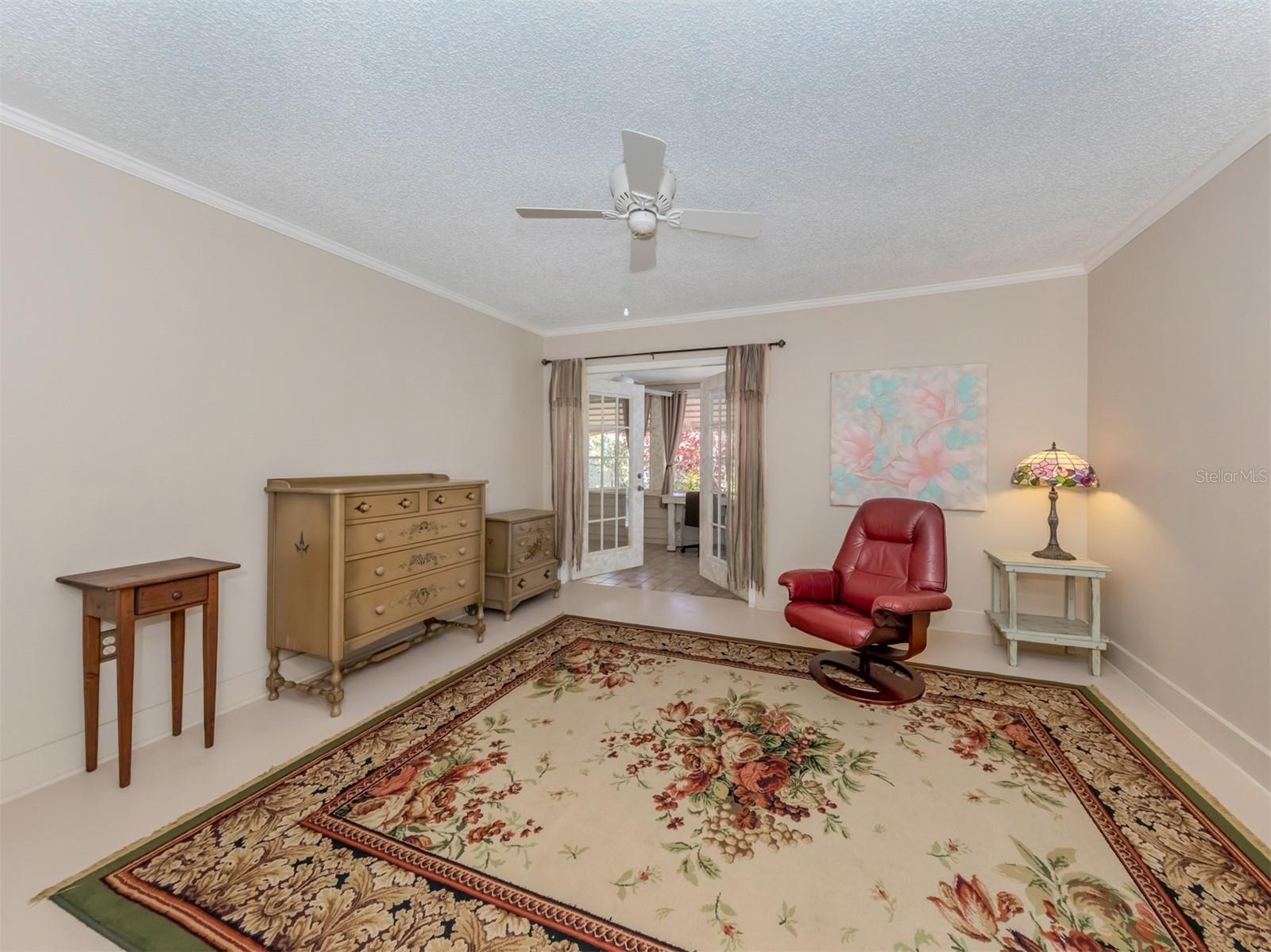 Image 6 of 26 For 601 Seminole Drive