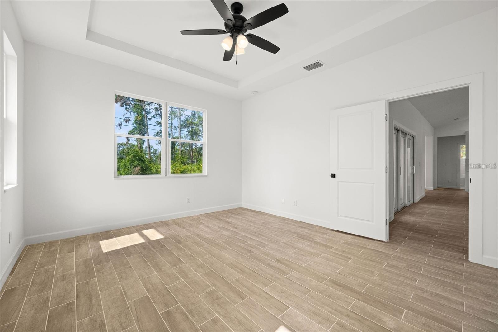 Image 10 of 18 For 18055 Dublin Avenue