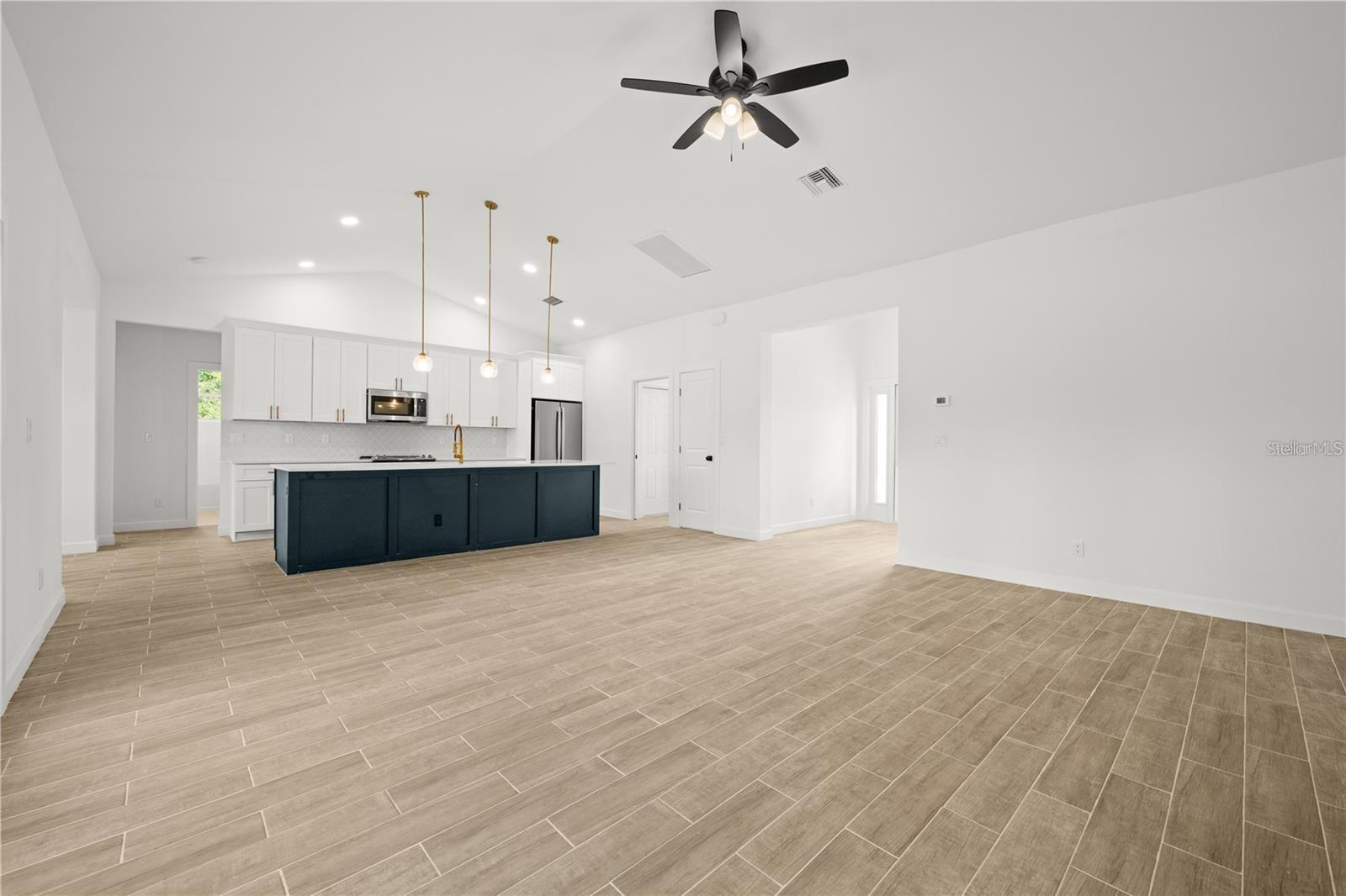 Image 6 of 18 For 18055 Dublin Avenue