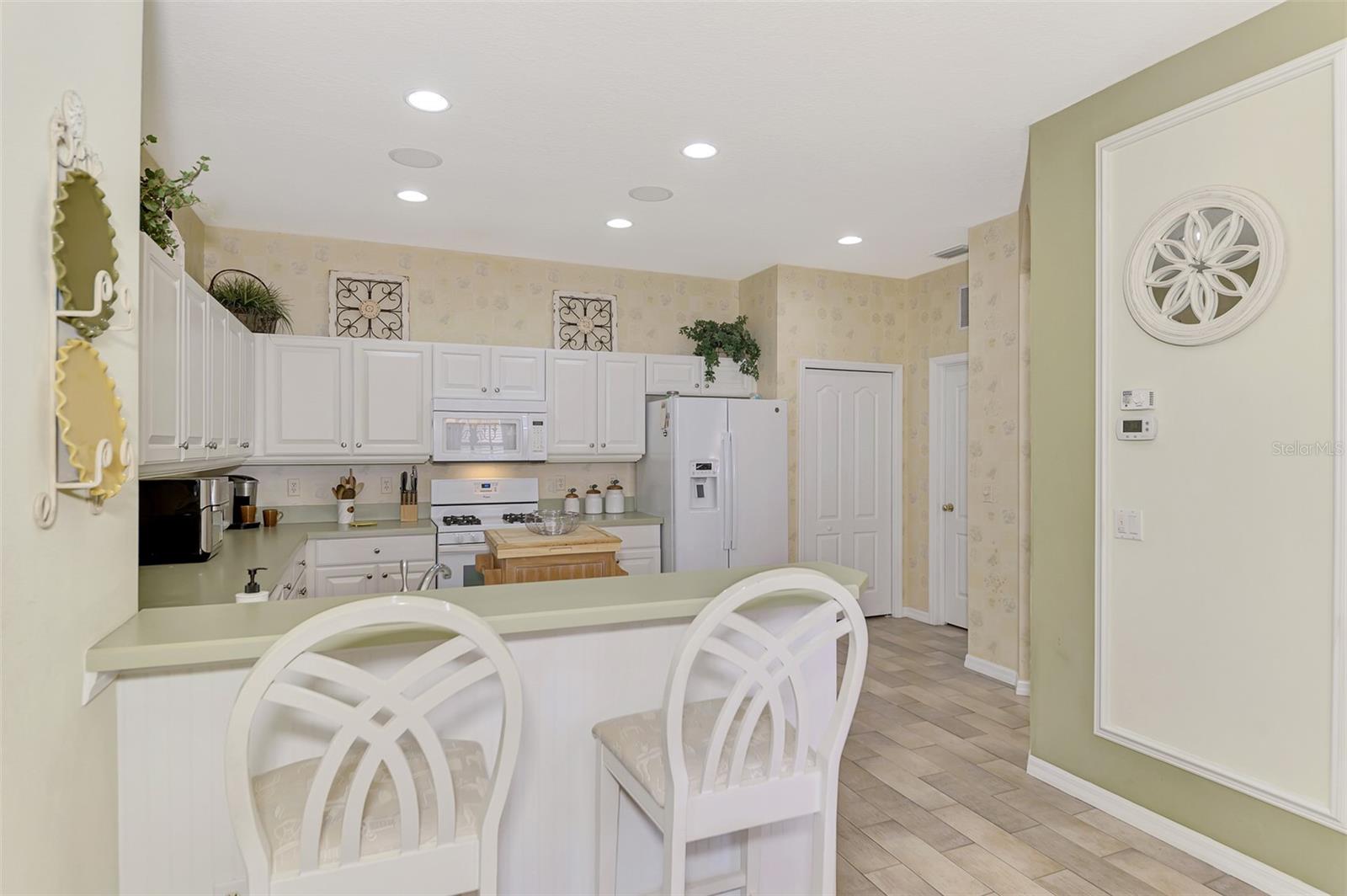 Image 18 of 51 For 4259 Whispering Oaks Drive